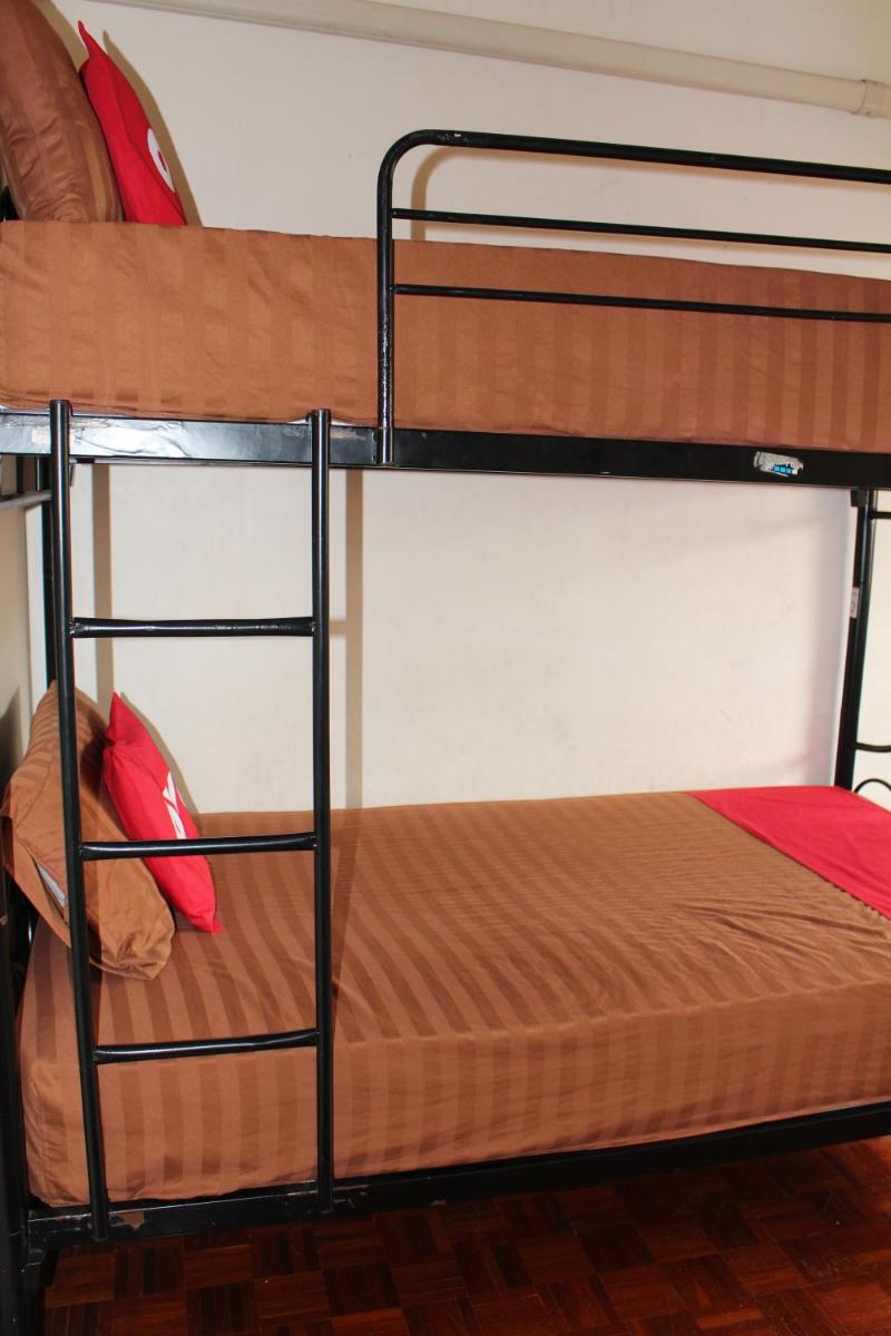 Bed in 4-Bed Mixed Dormitory Room photo 3