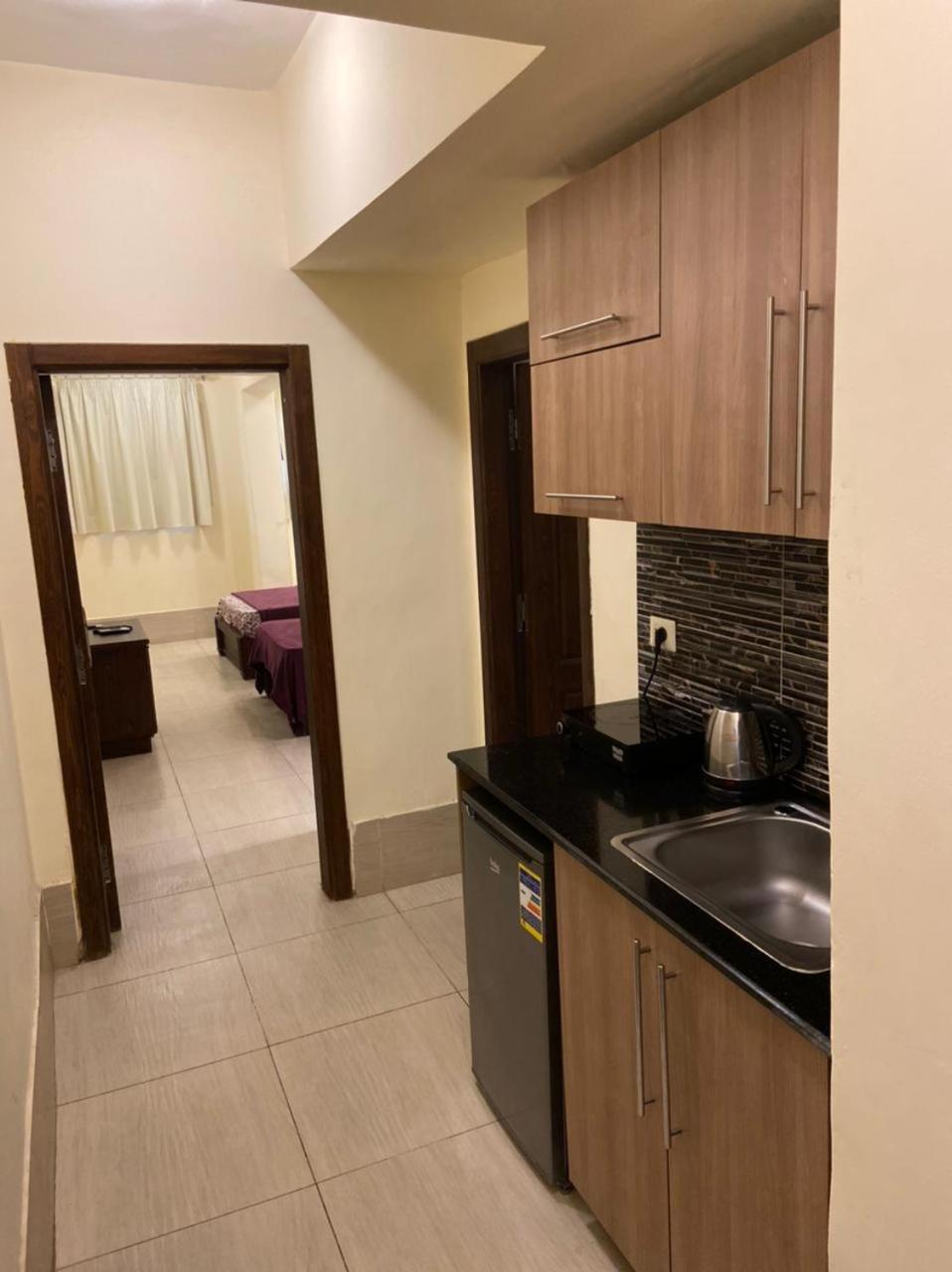 Studio (2 Adults)