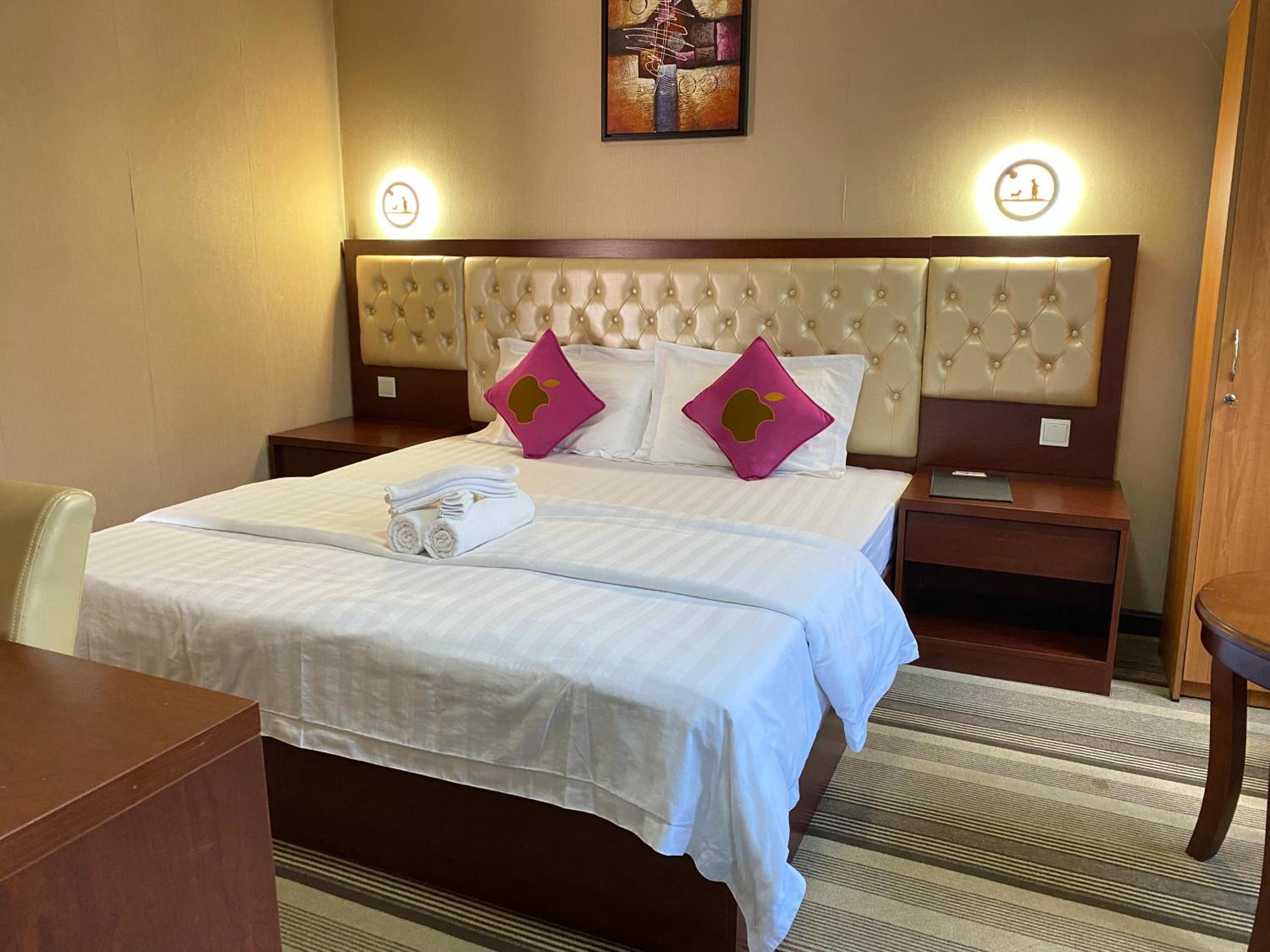 Deluxe Double Room photo 2