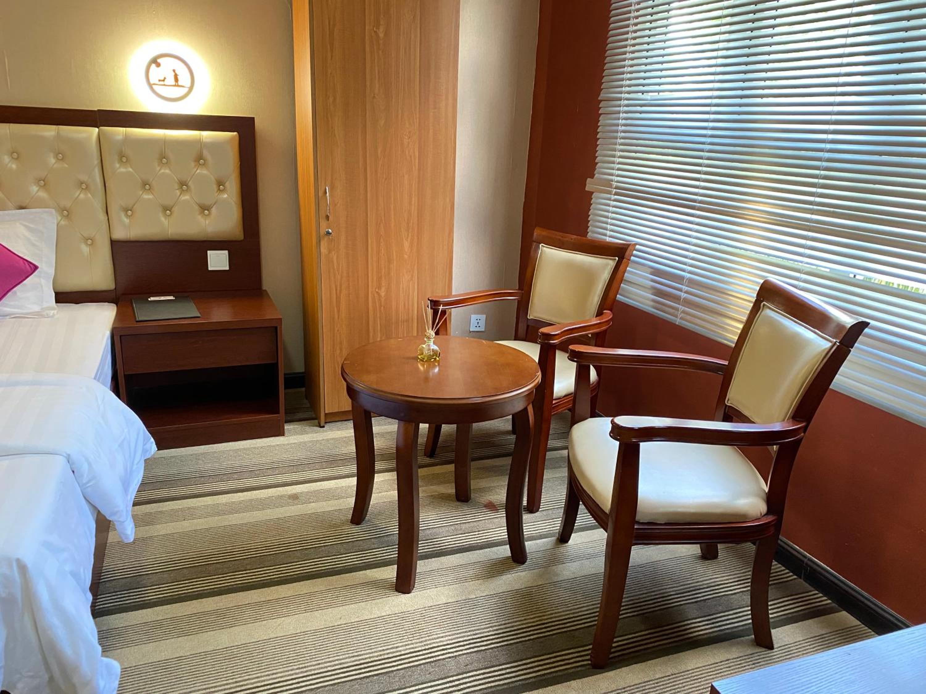 Deluxe Double Room photo 3