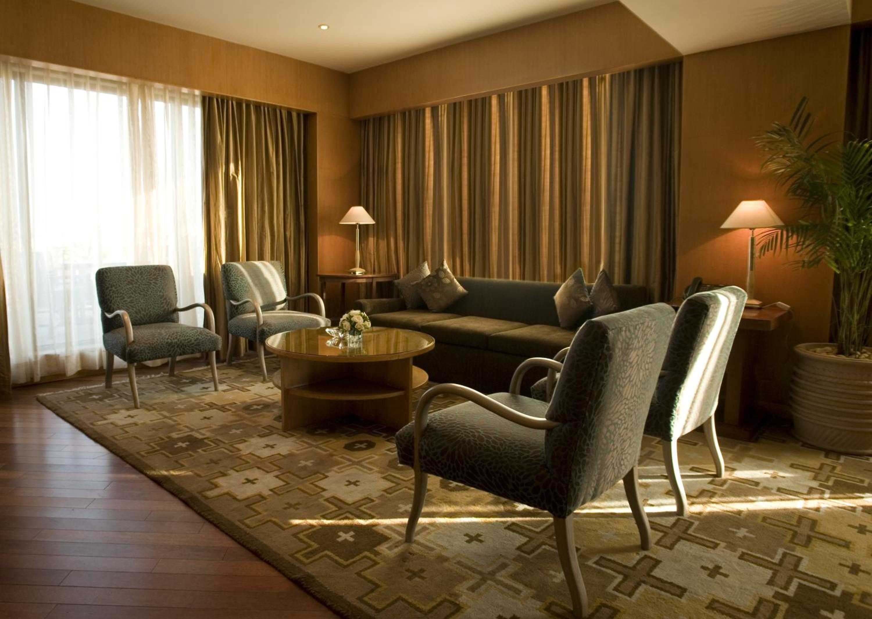 Presidential Suite with 20% off on session of 30 mins Spa,15% off on food & Soft beverage services,20% Discount on Laundry service (T&C applicable) Presidential Suite with 20% off on session of 30 mins Spa,15% off on food & Soft beverage services,20% Discount on Laundry service (T&C applicable)