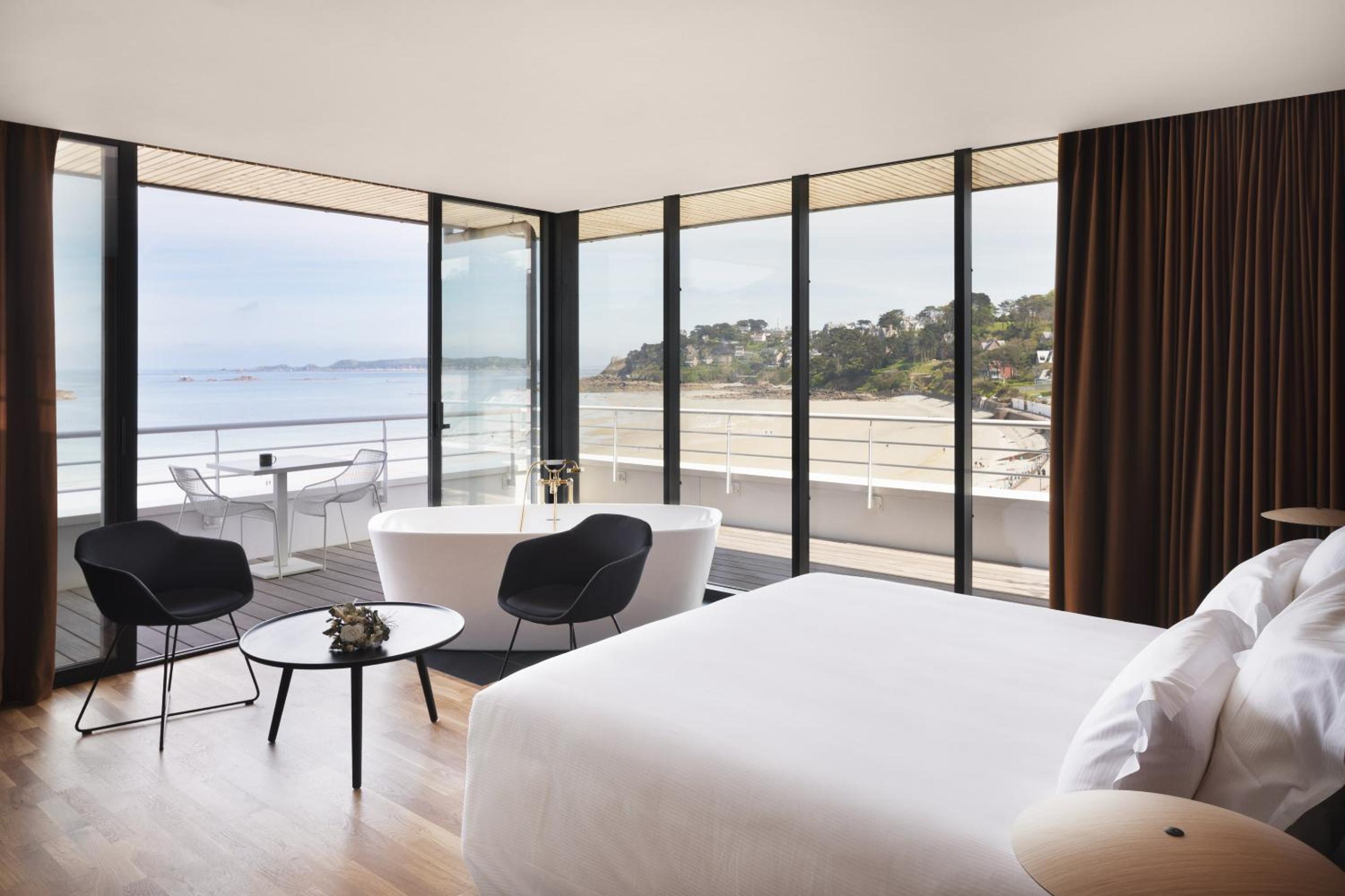  Double Room with Panoramic Sea View photo 1
