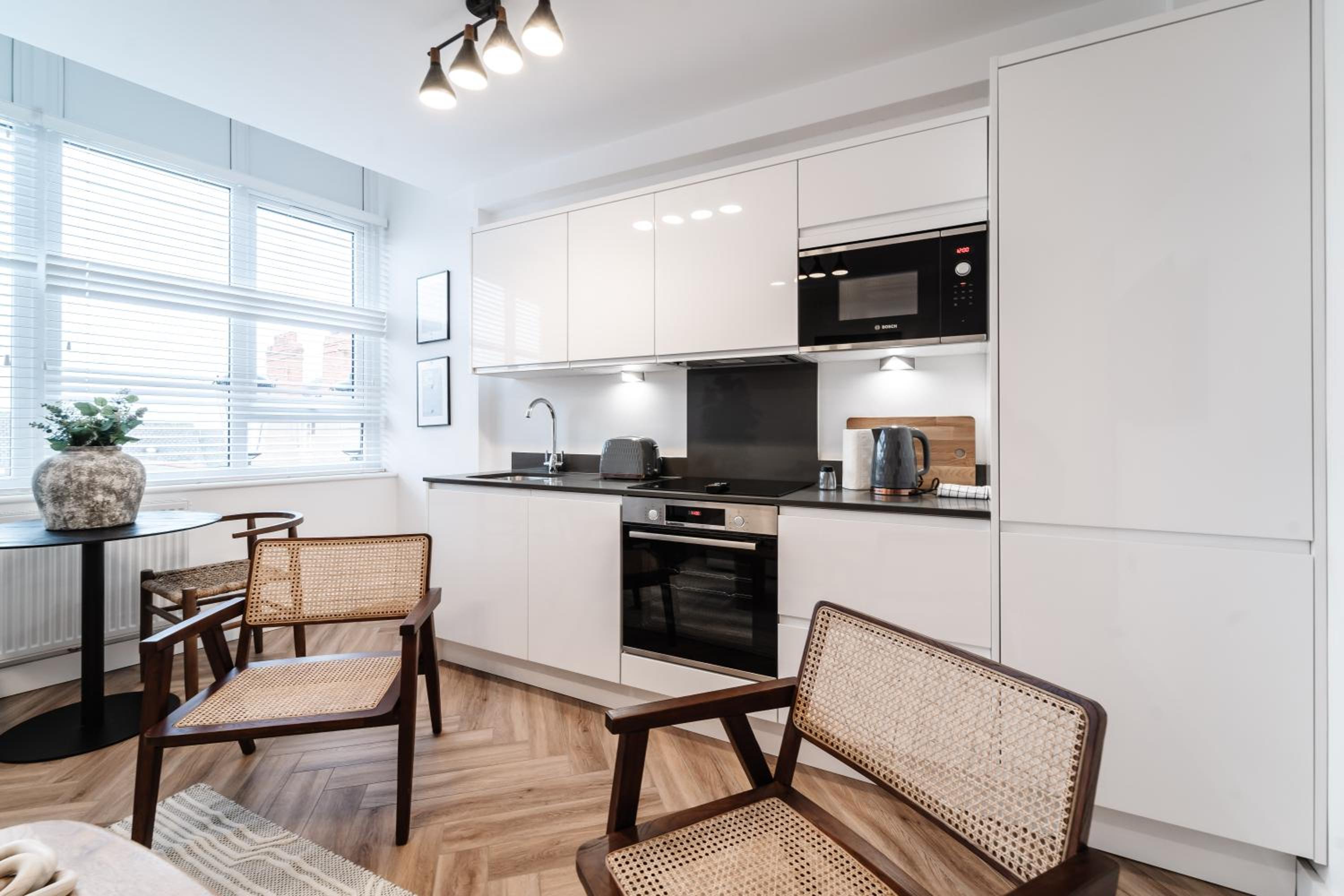 Apartment photo 3