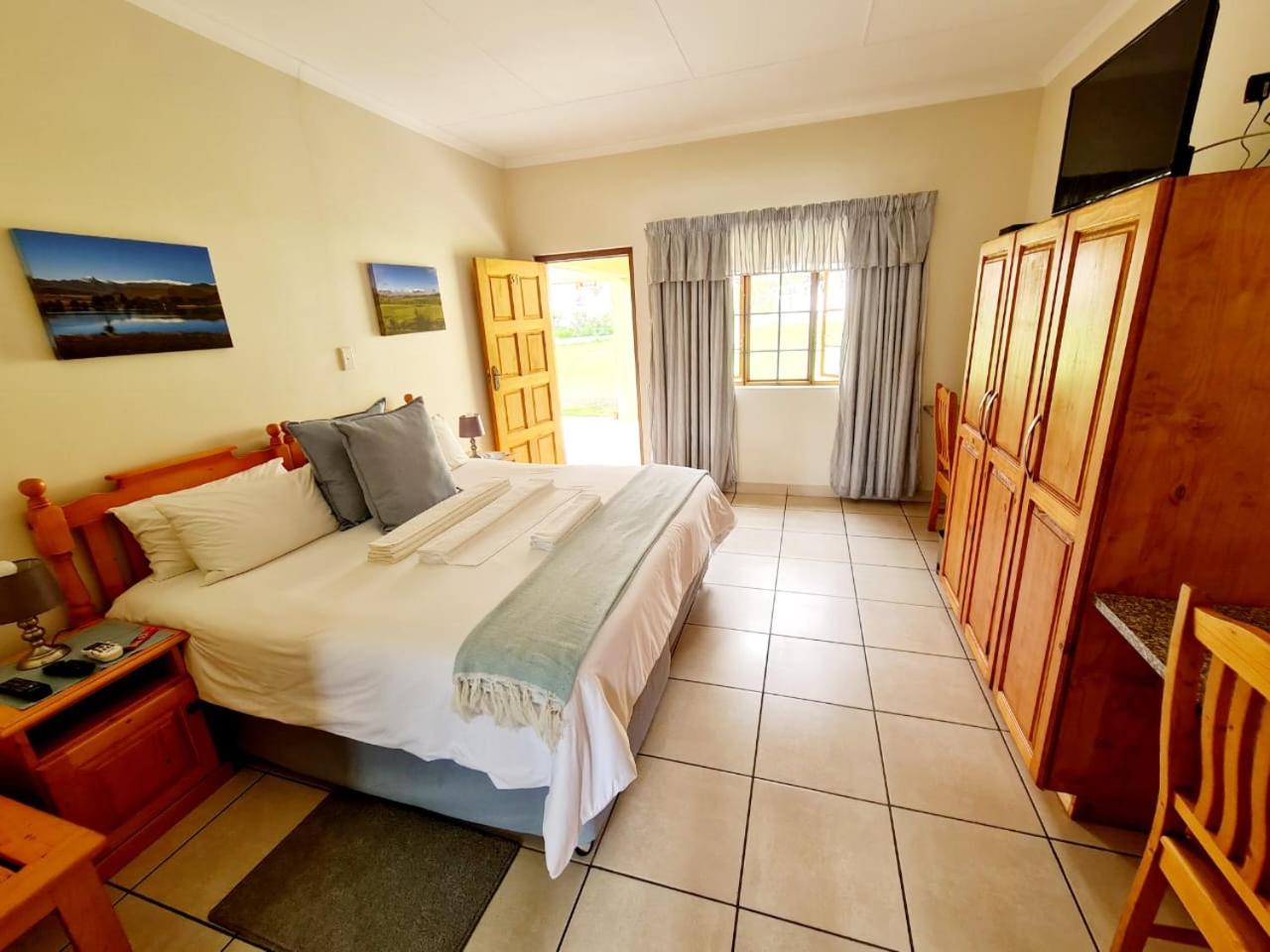 Superior Double or Twin Room photo 1