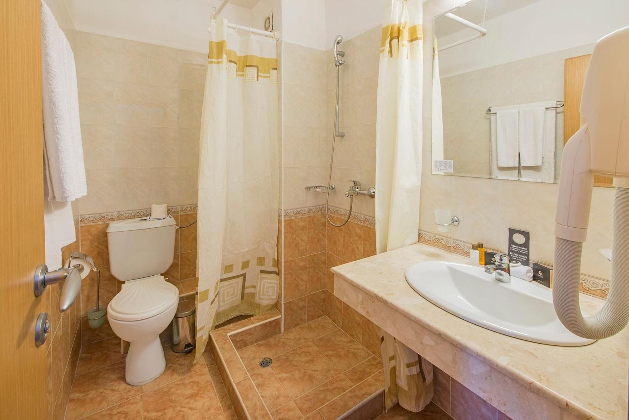 Quadruple Room with Free Aquapark photo 1