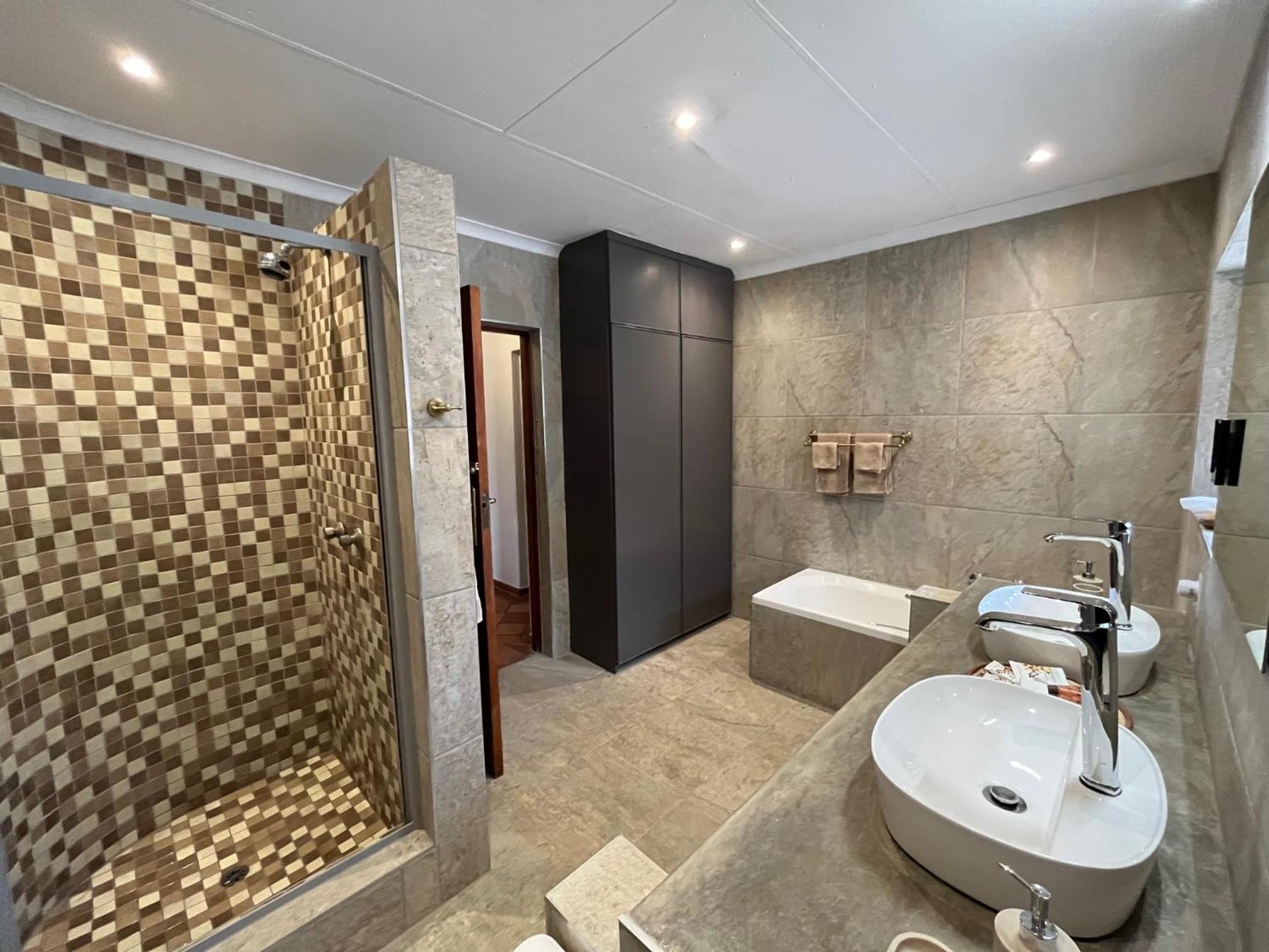 King Room - Photo 18