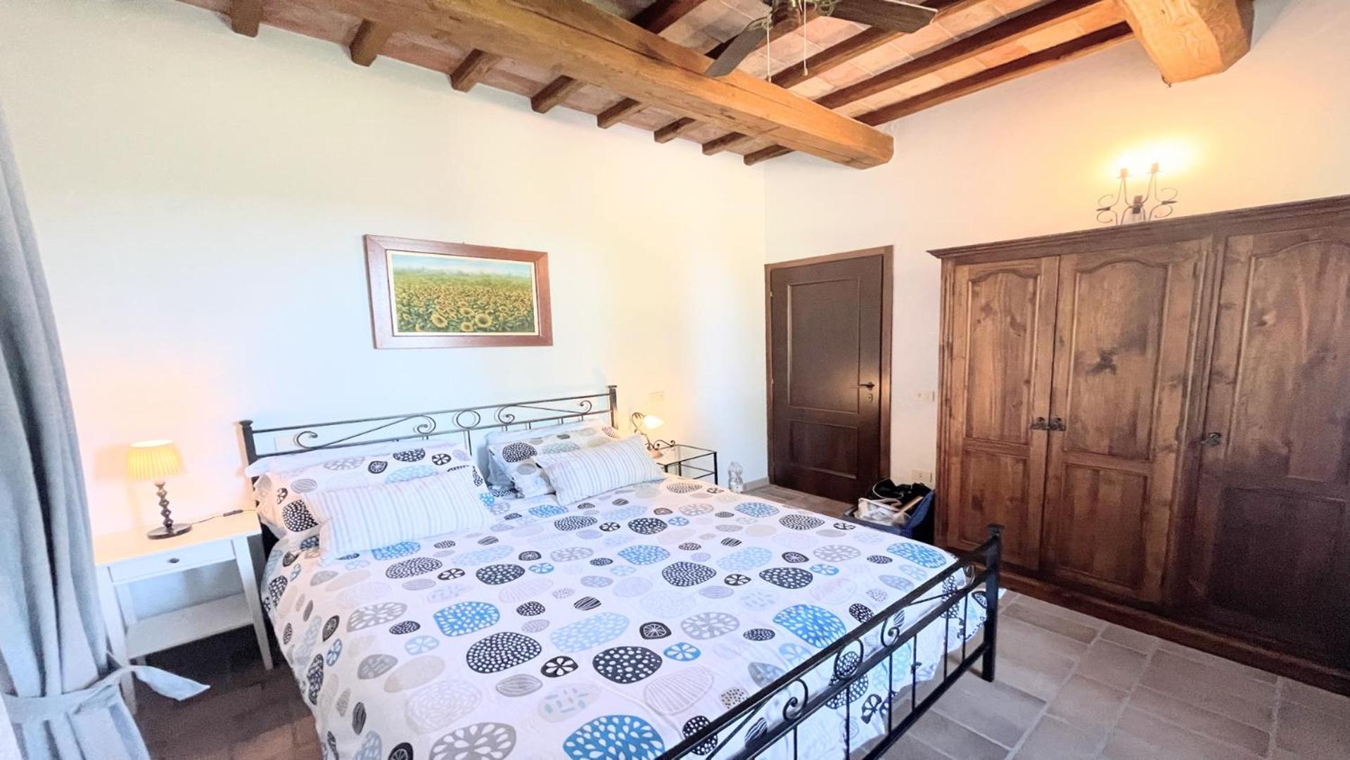 Villa photo 2
