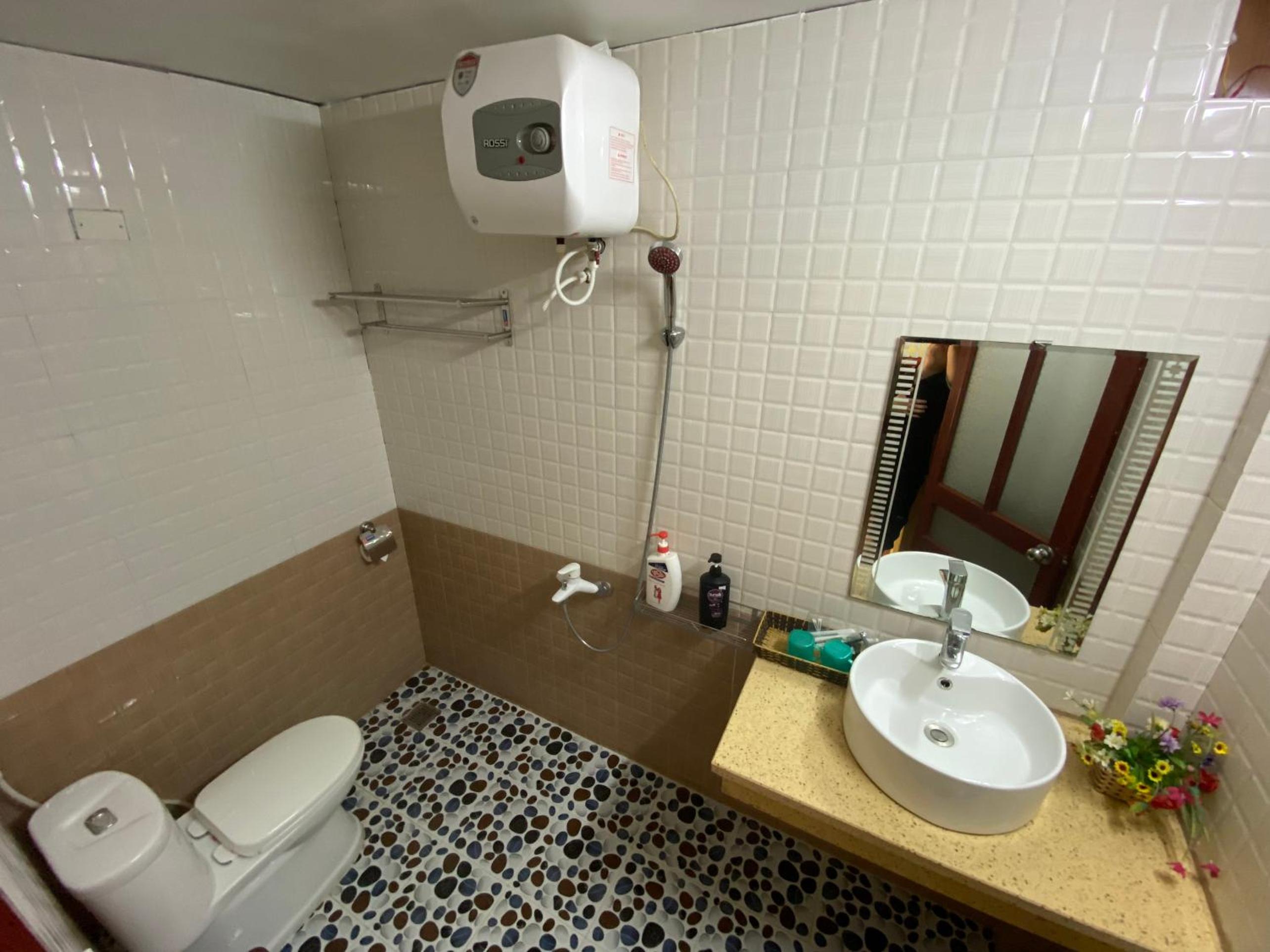 Twin Room With Pool View photo 1