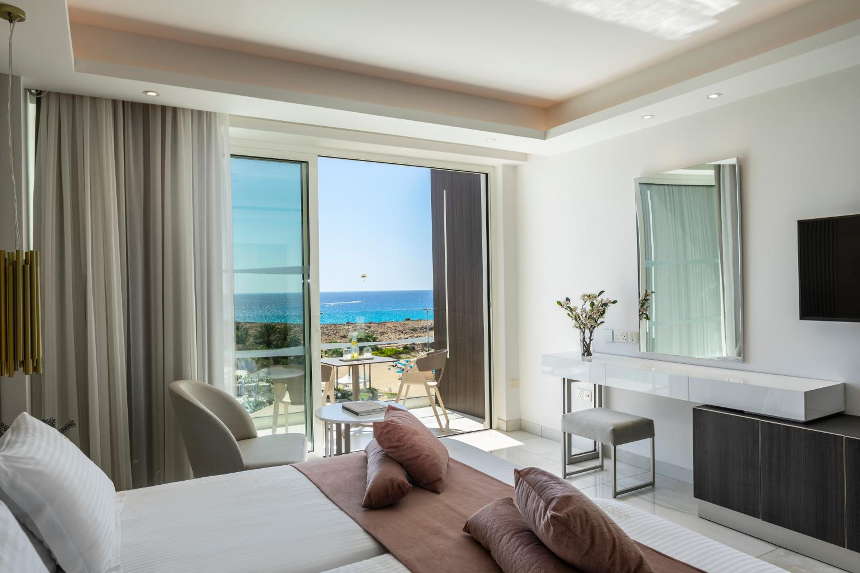 Superior Sea View Room