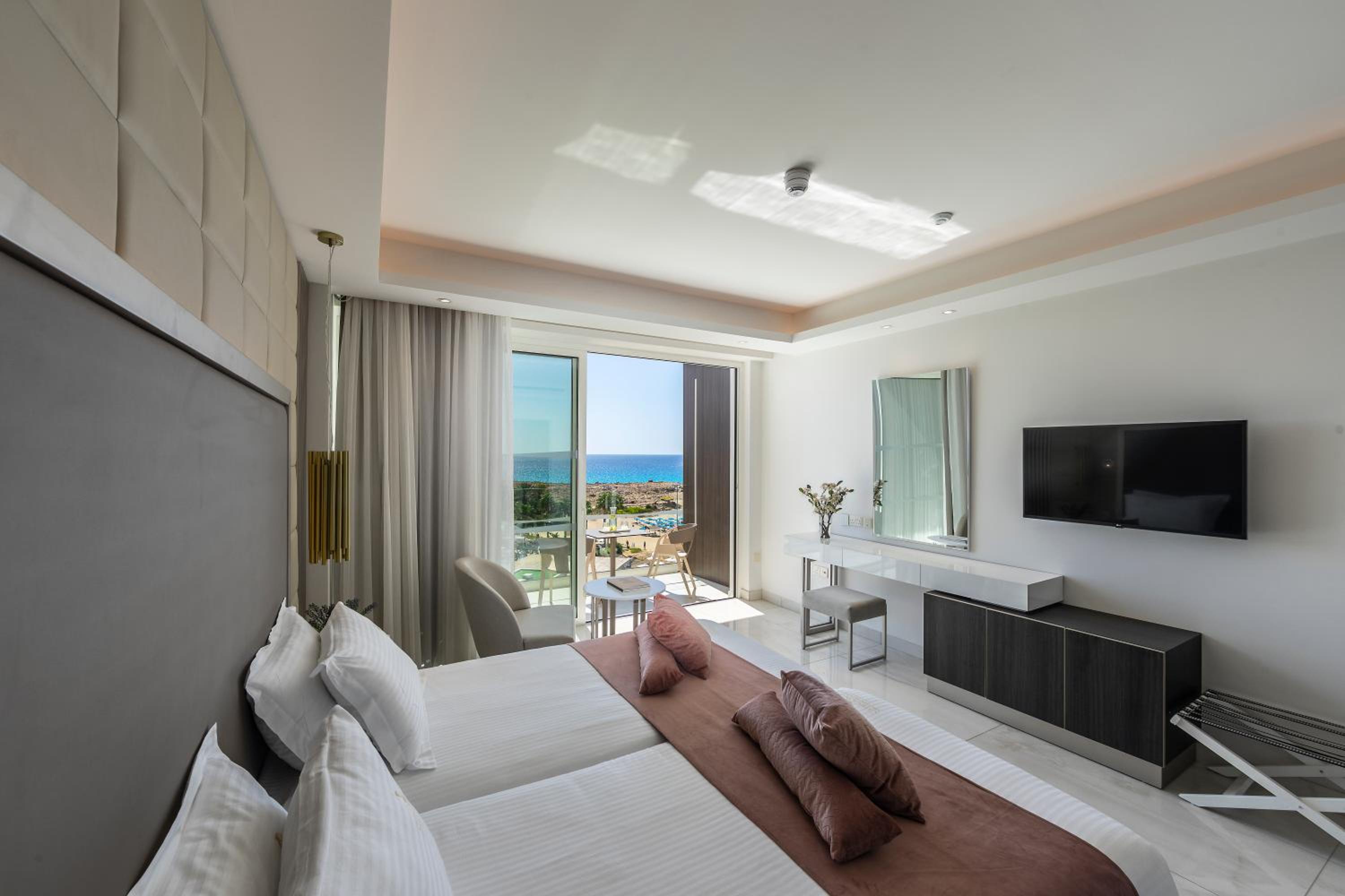 Double or Twin Room with Balcony