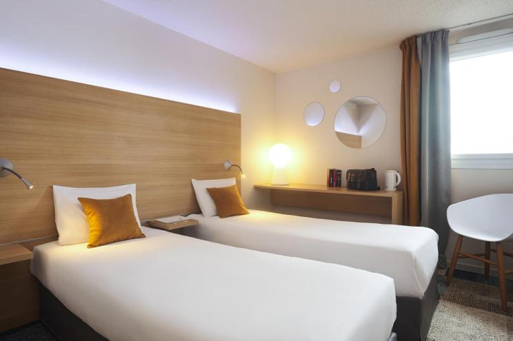 Twin Room - Photo 1