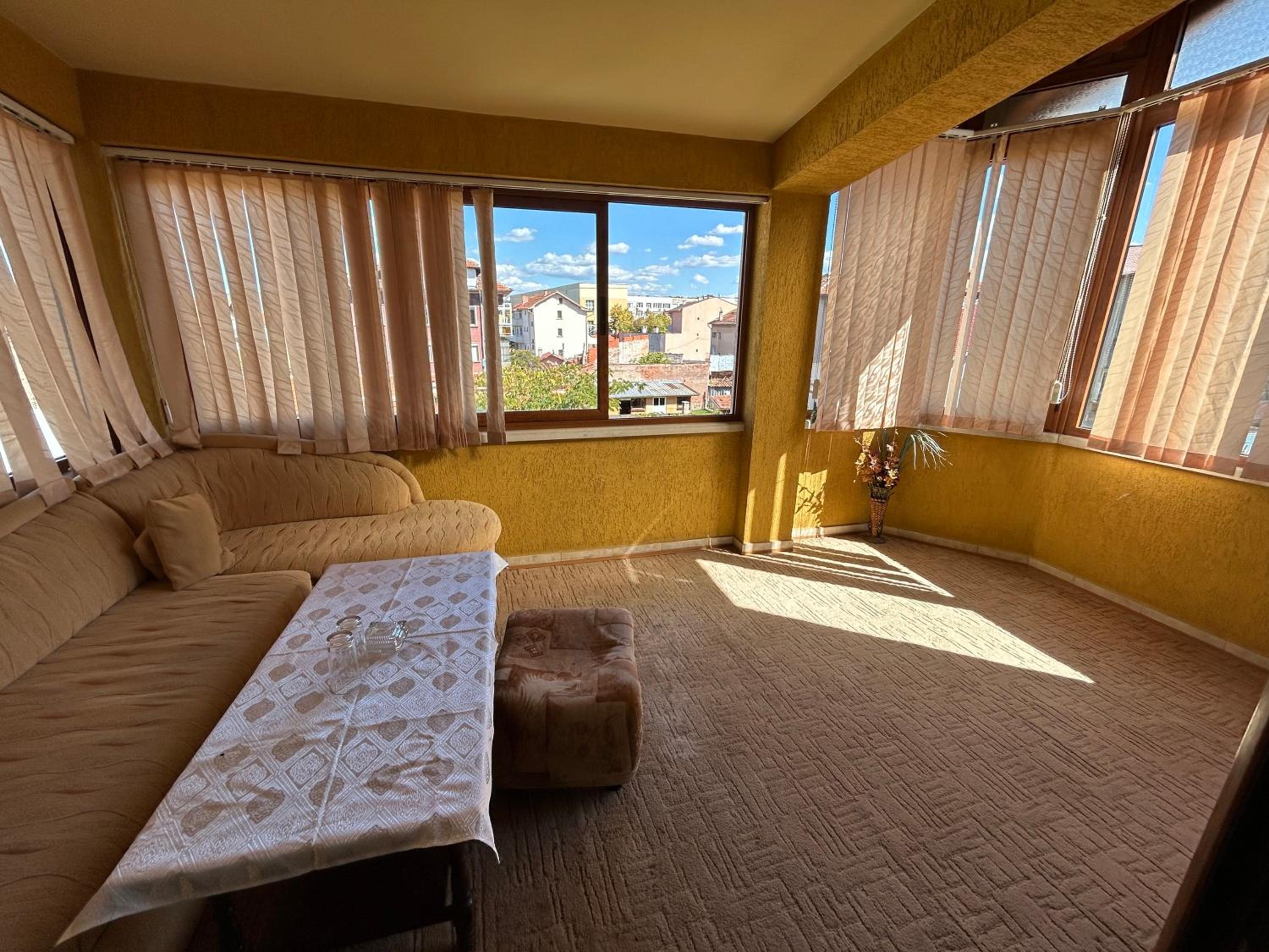 Deluxe Double Room with Bath photo 3