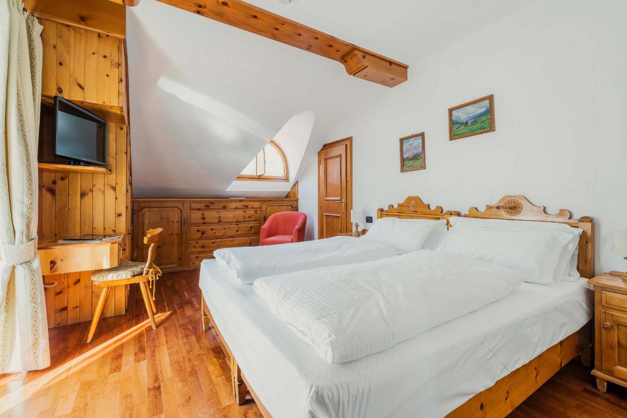 Economy Double Room - Photo 4