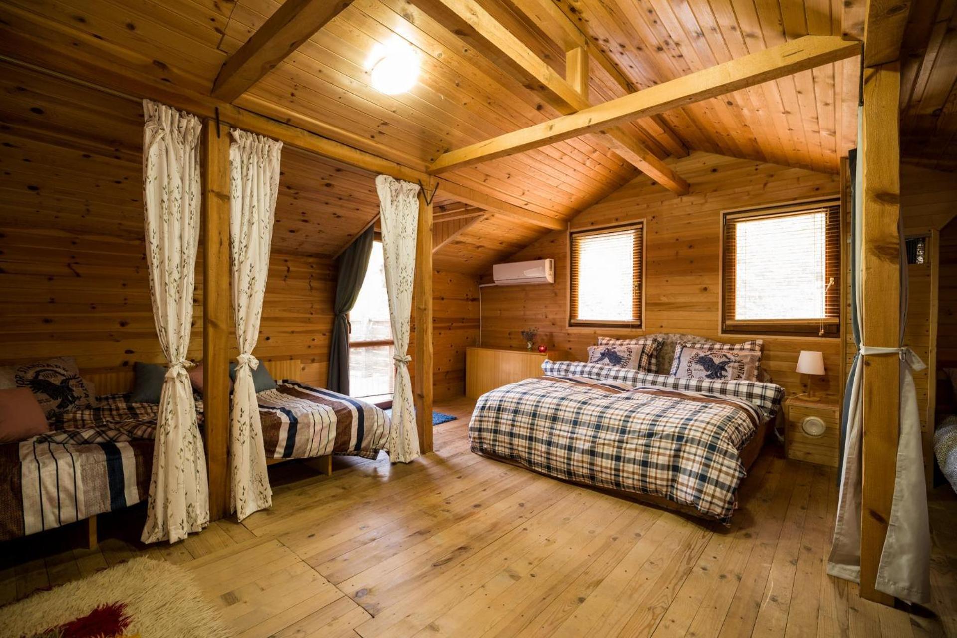 Deluxe Quadruple Room - Photo 4