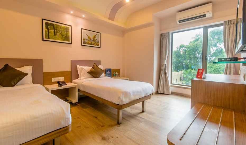 Deluxe Twin Room photo 1