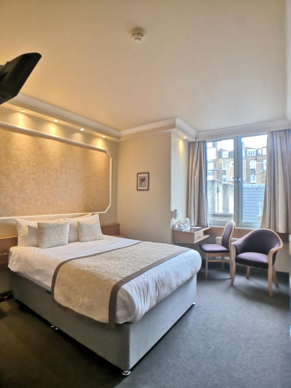 Basic Standard Double Room photo 1