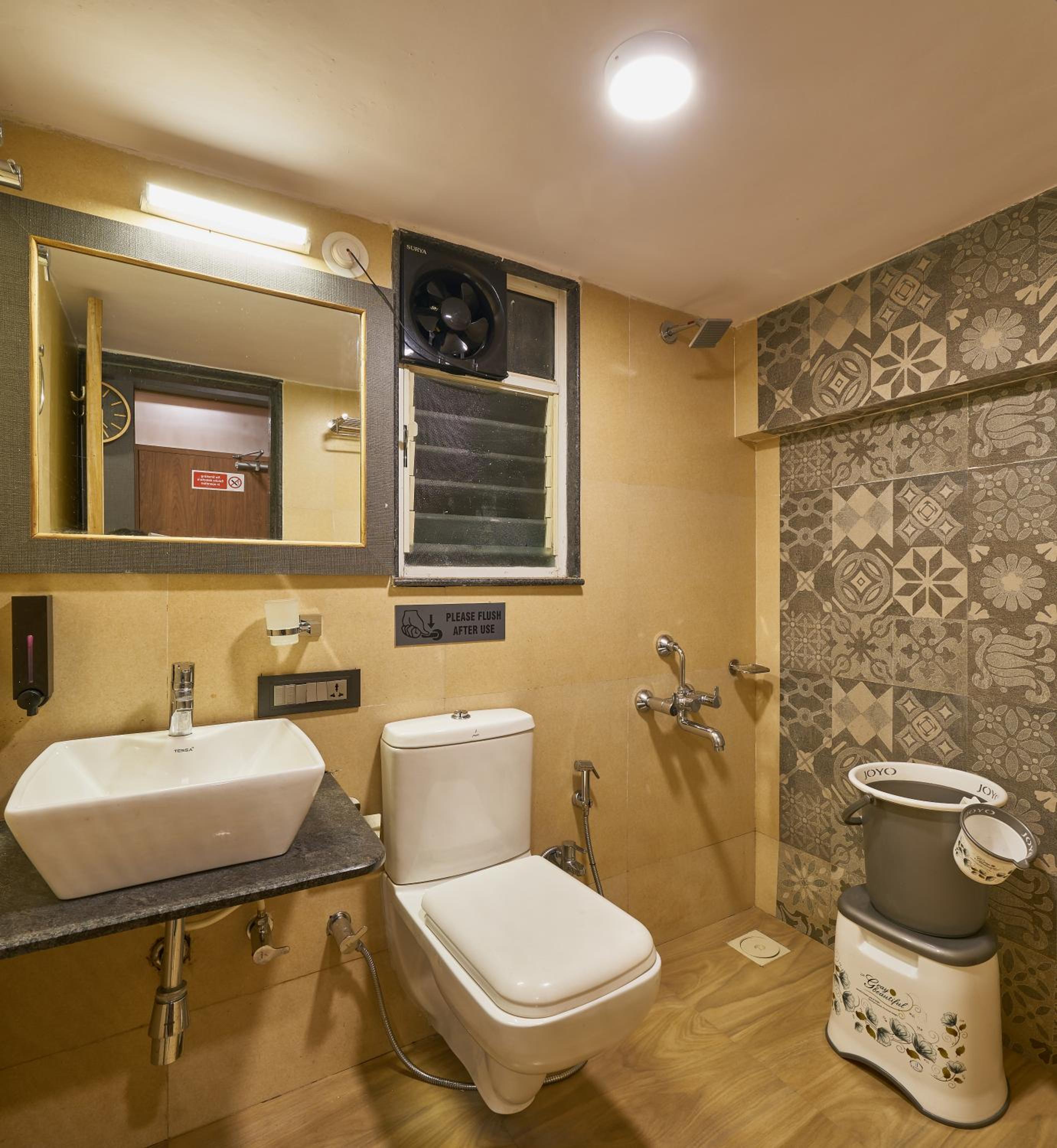 Premium Room - Photo 5