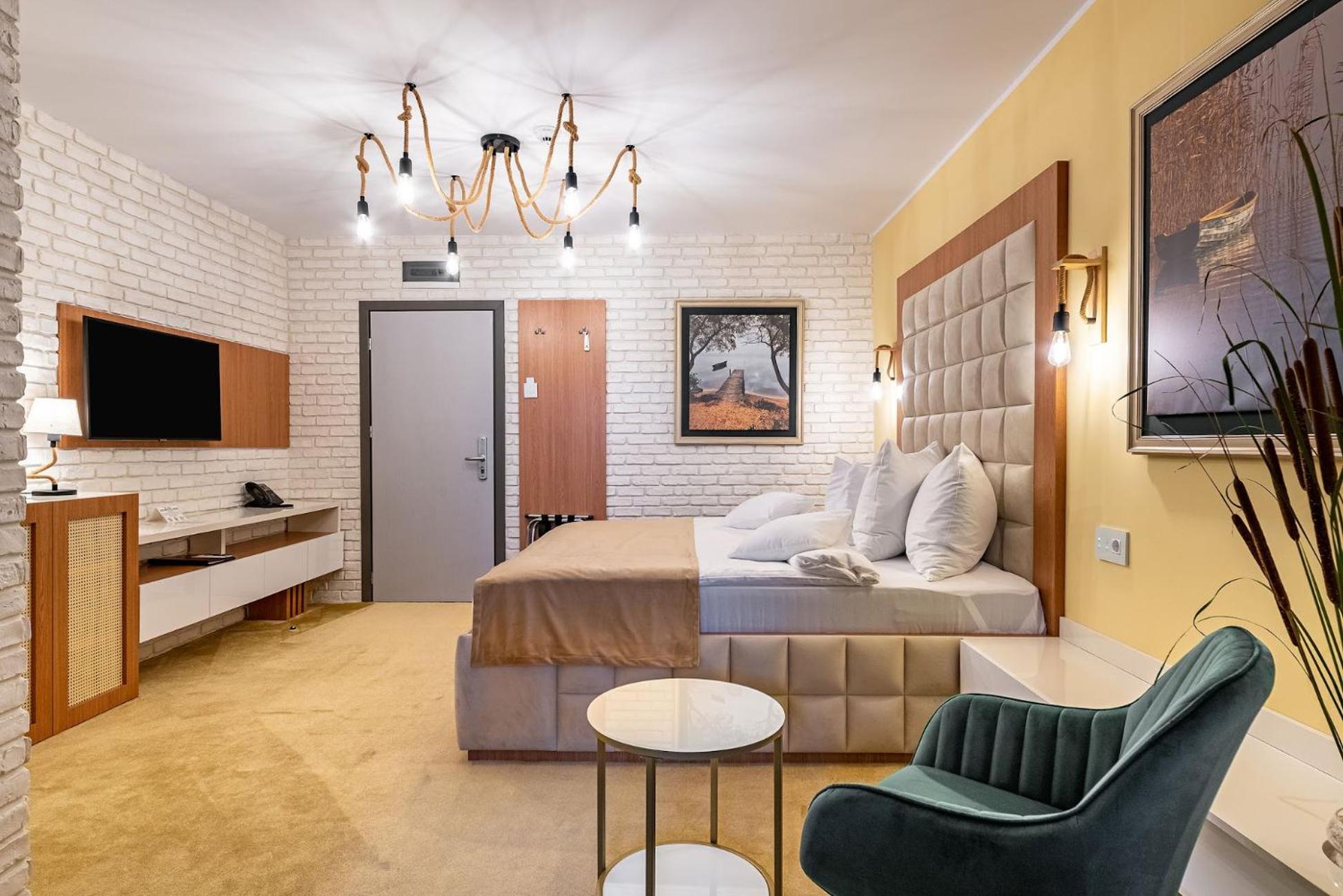 Amyntas Standard Double Room - Photo 1