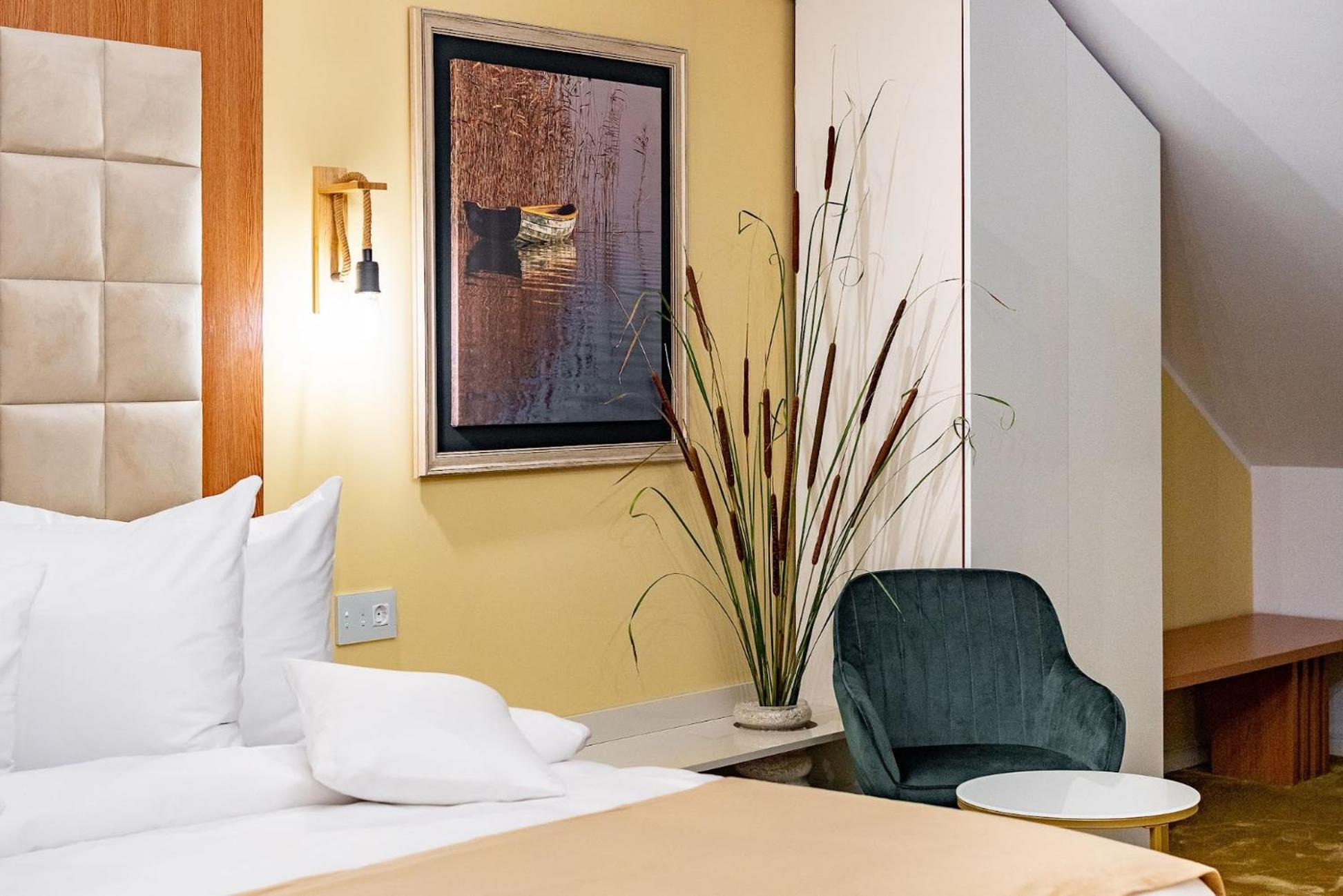 Amyntas Standard Double Room - Photo 10