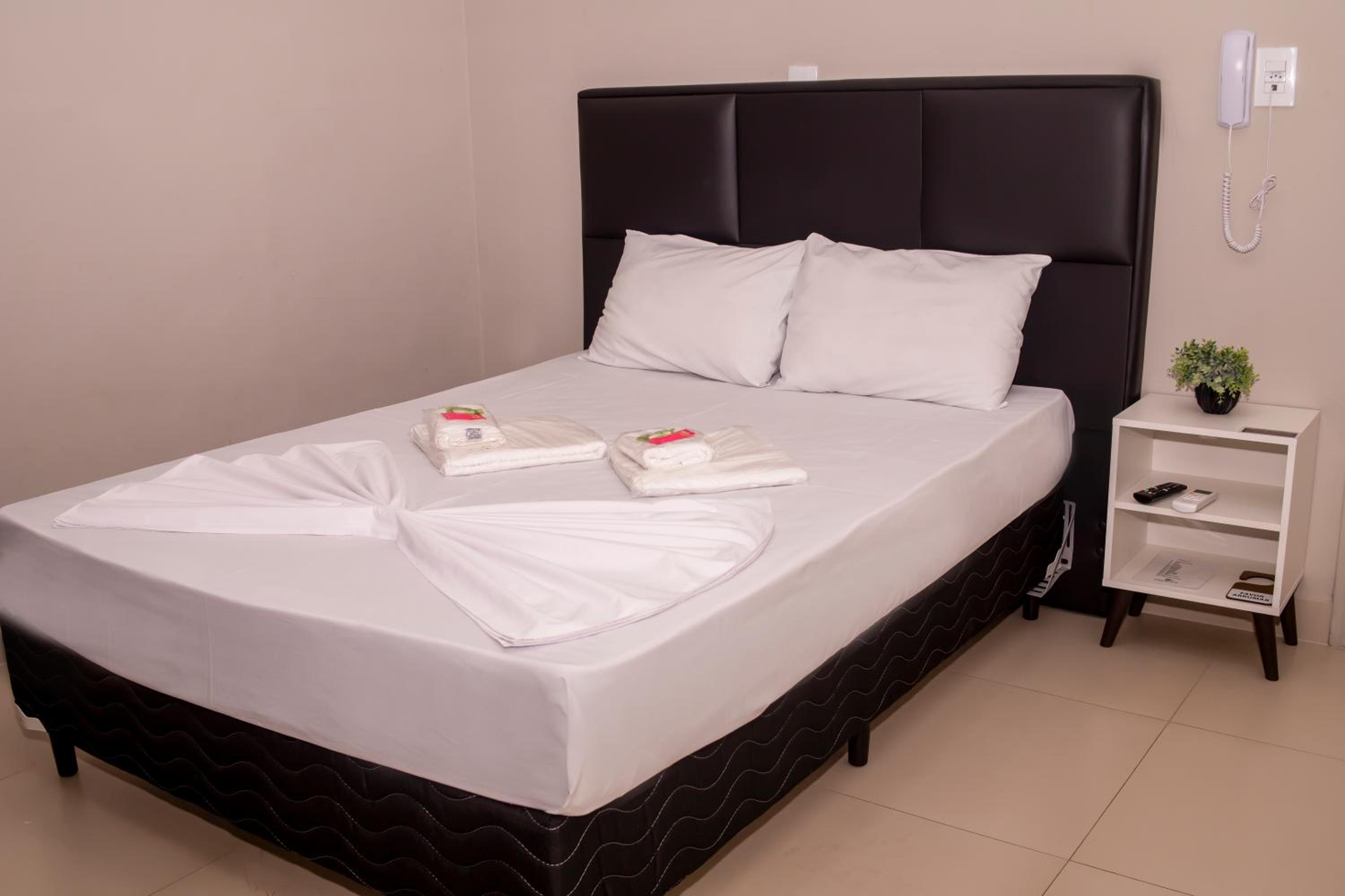 Standard Double or Twin Room photo 3