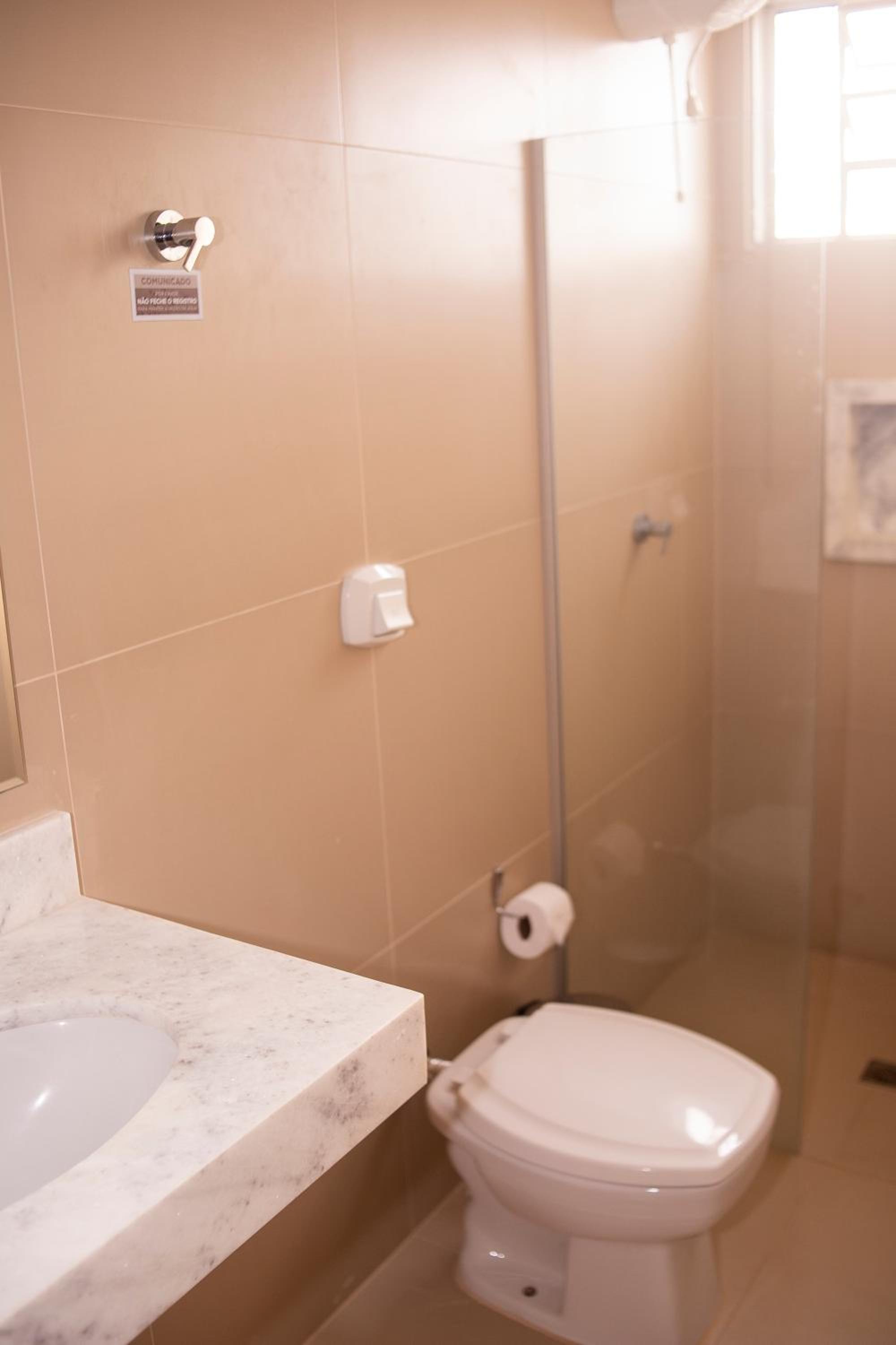 Twin Room with Bathroom photo 3