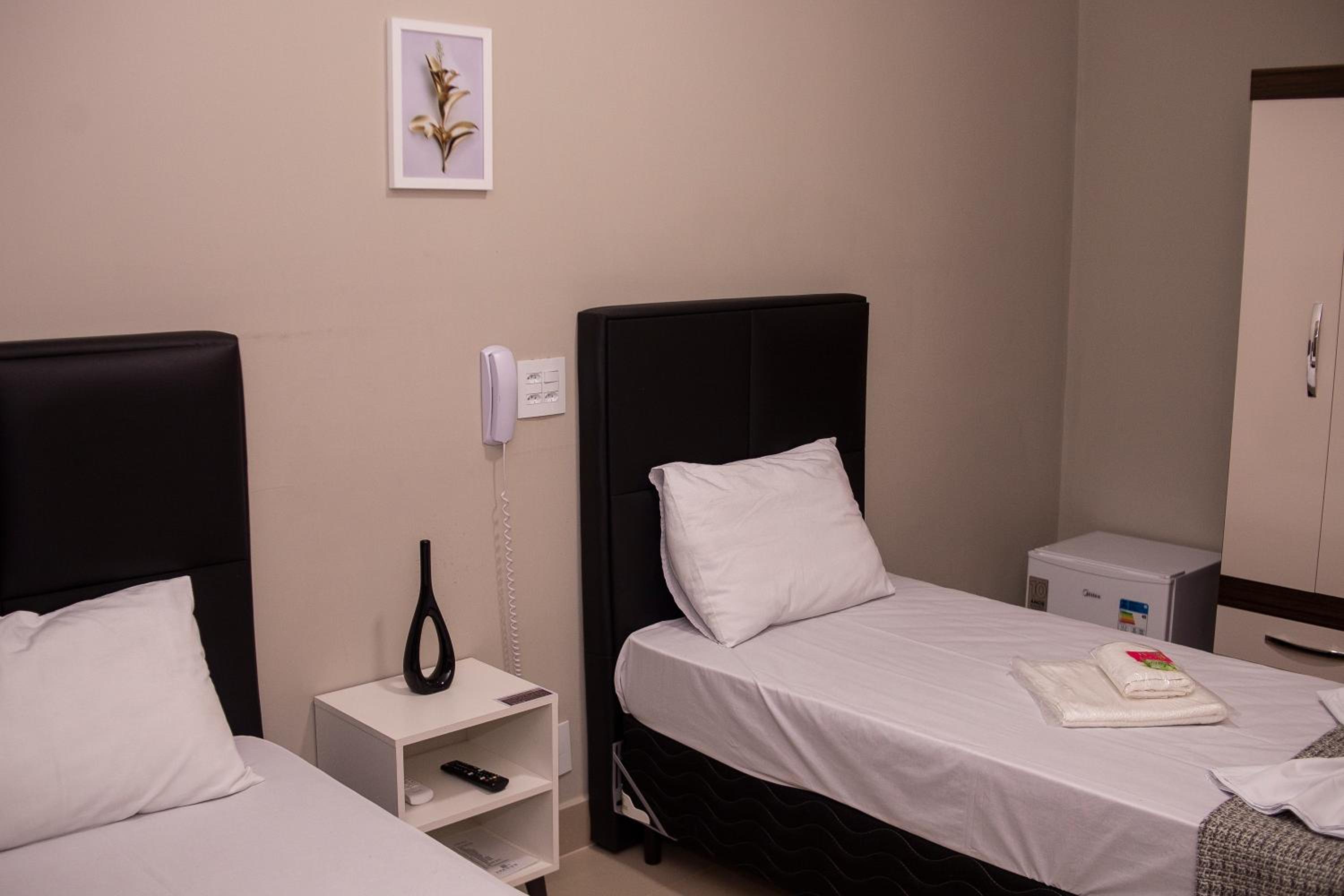 Twin Room with Bathroom