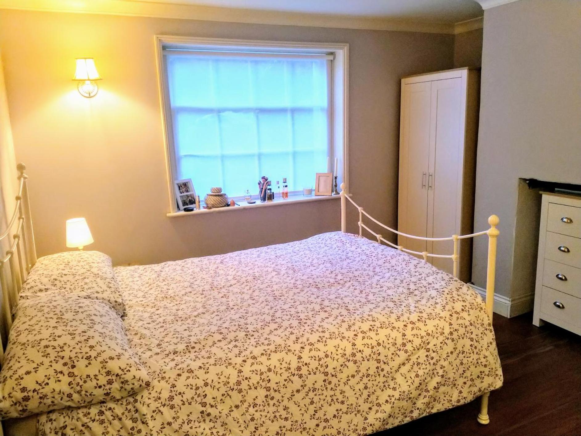Two-Bedroom Apartment photo 2