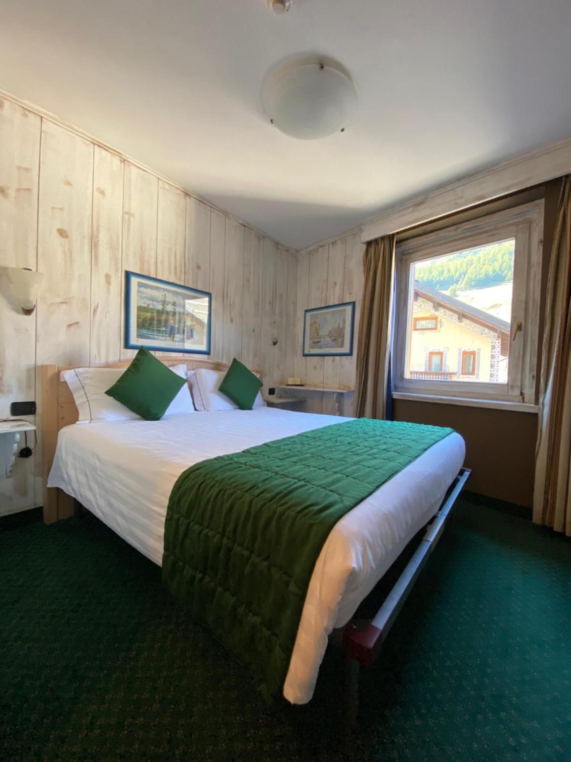 Economy Double Room photo 2