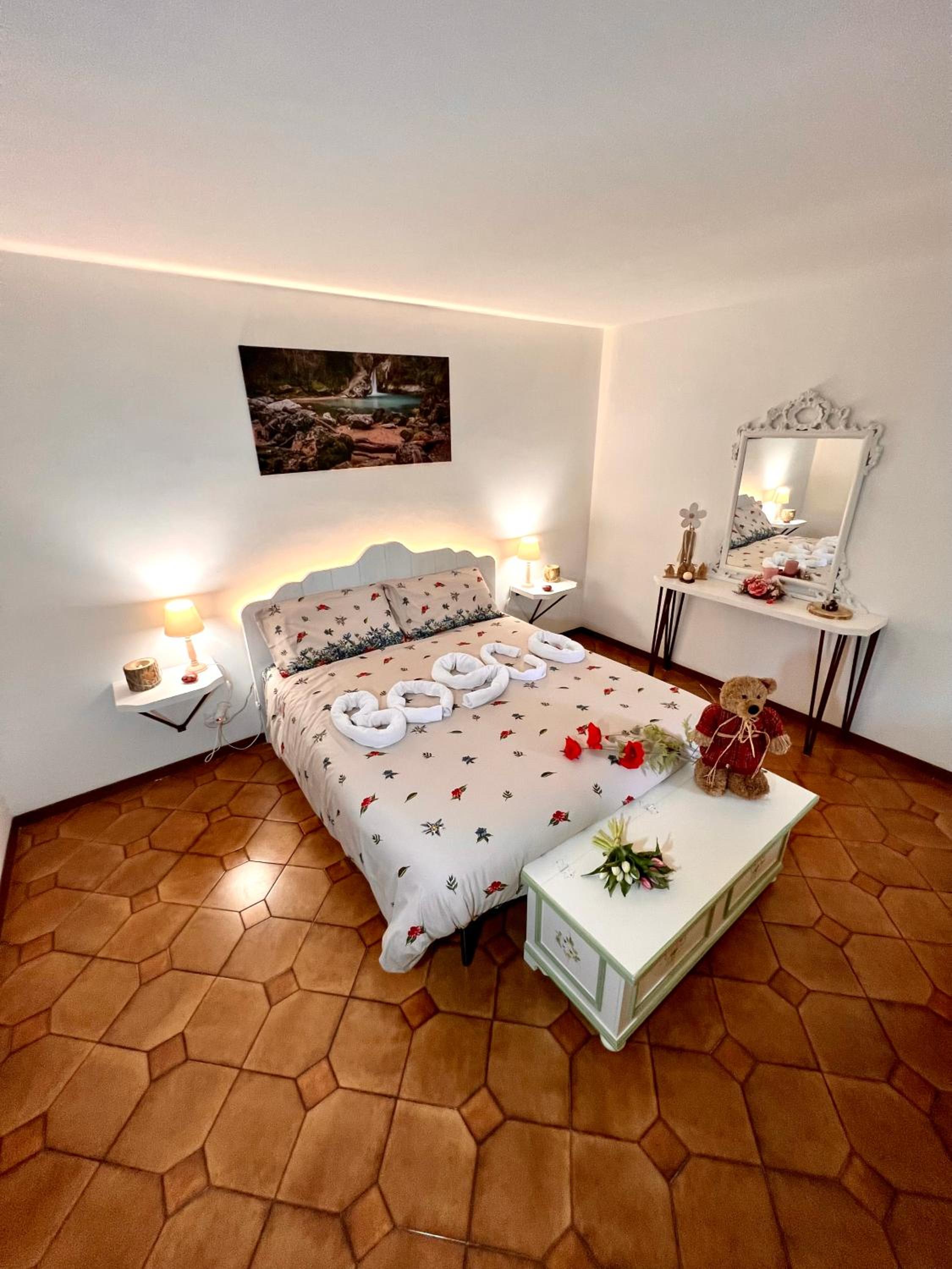 Two-Bedroom House photo 3
