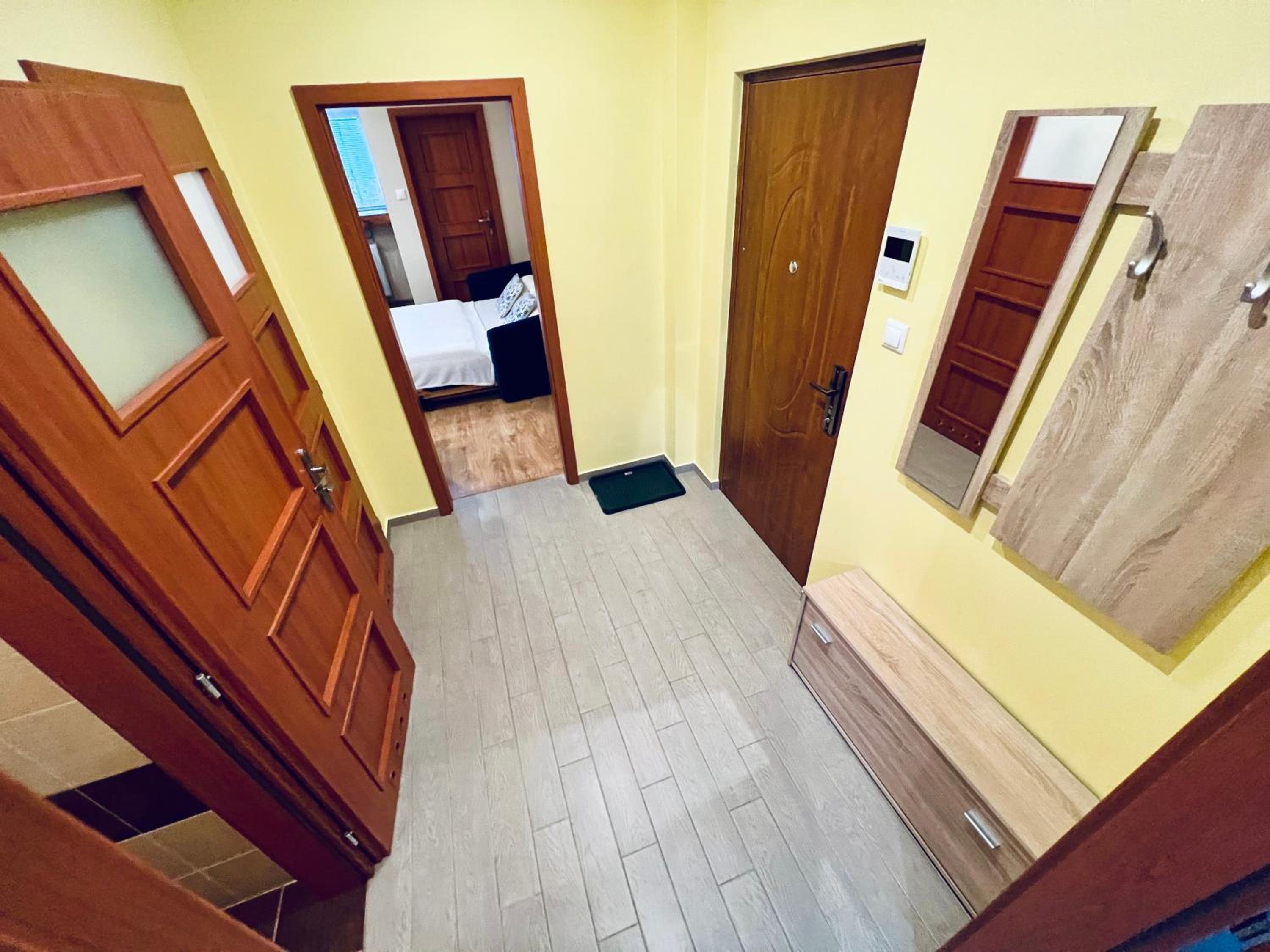 Apartment - Photo 11
