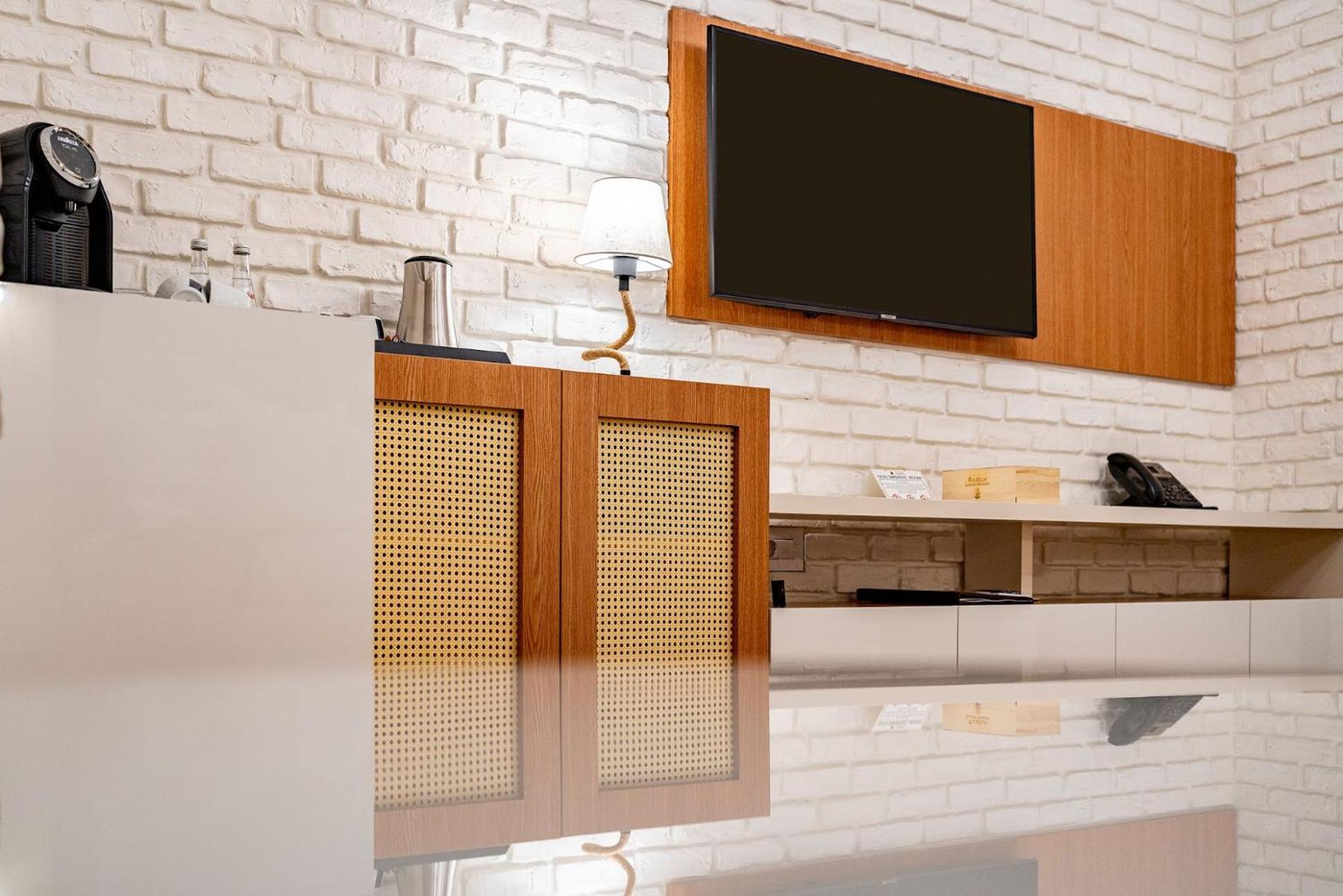 Tholos Junior Suite Apartment - Photo 5