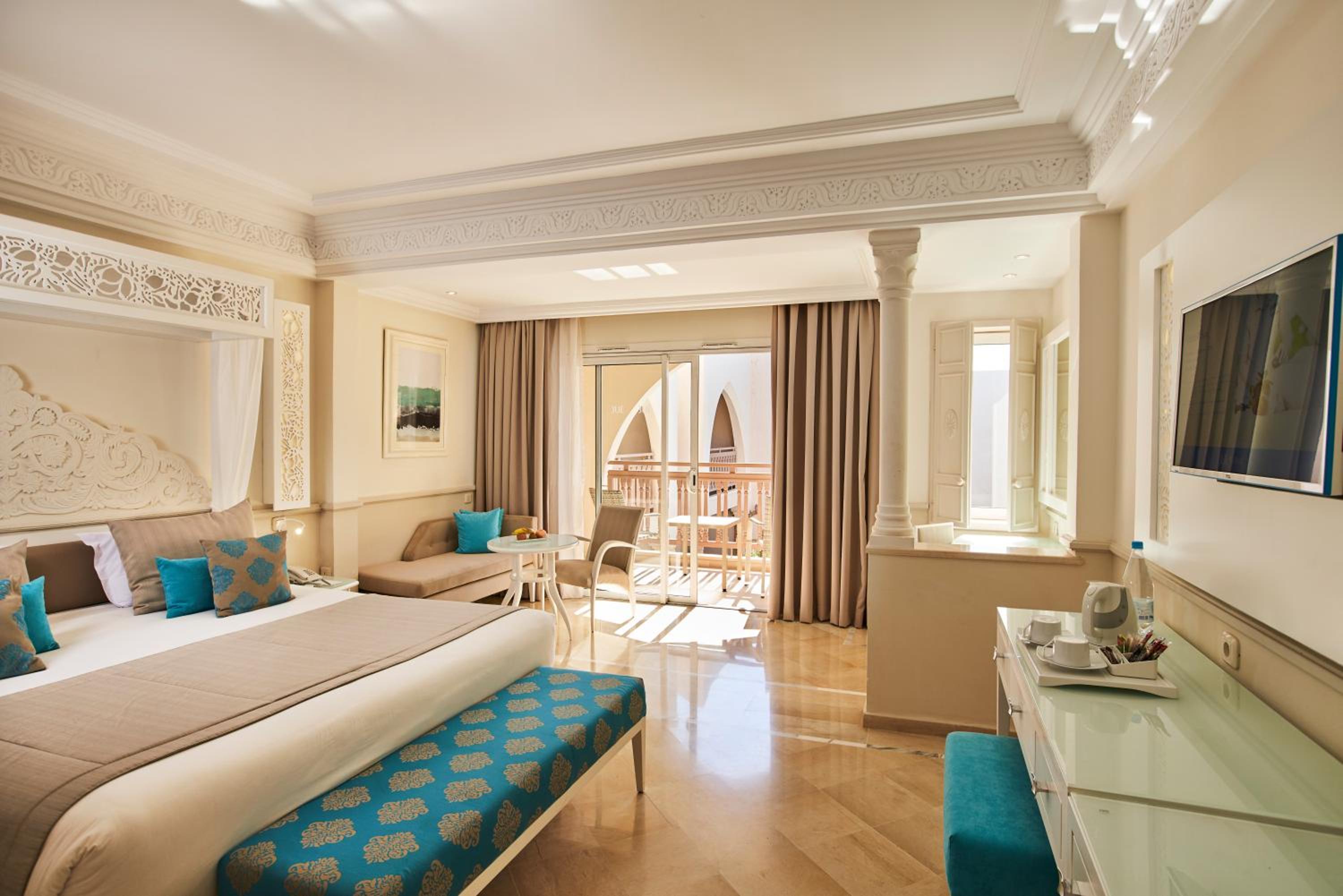 Standard Double Room - Photo 6