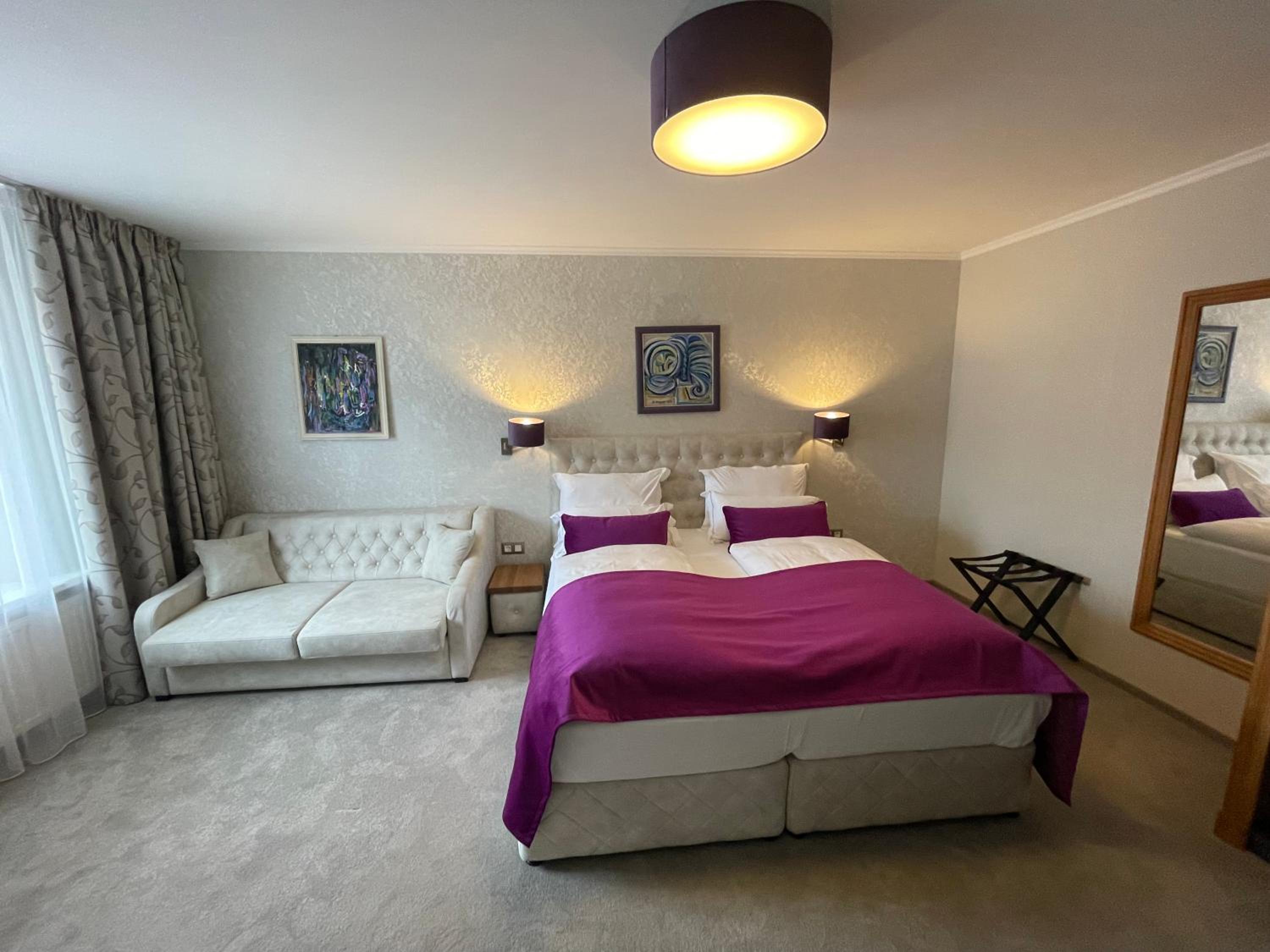 Deluxe Double Room - Photo 3