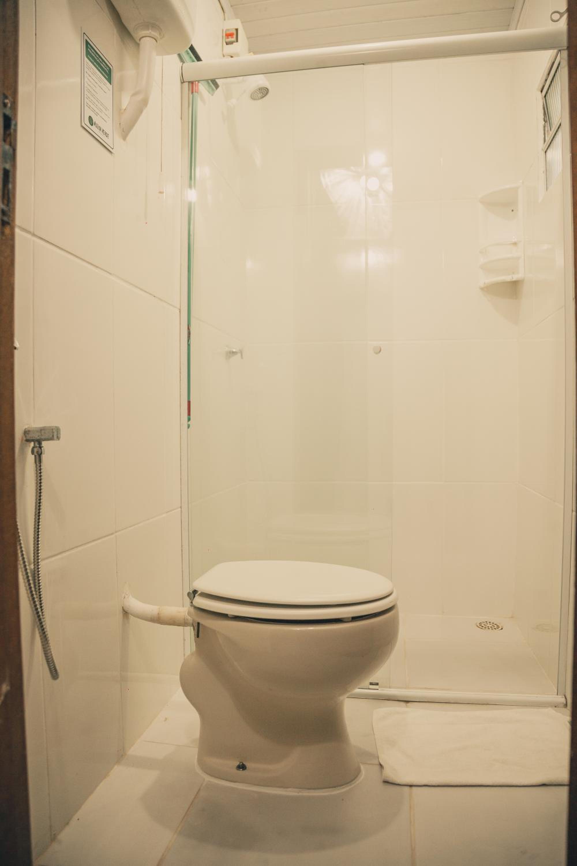 Standard Double Room with Fan - Photo 5