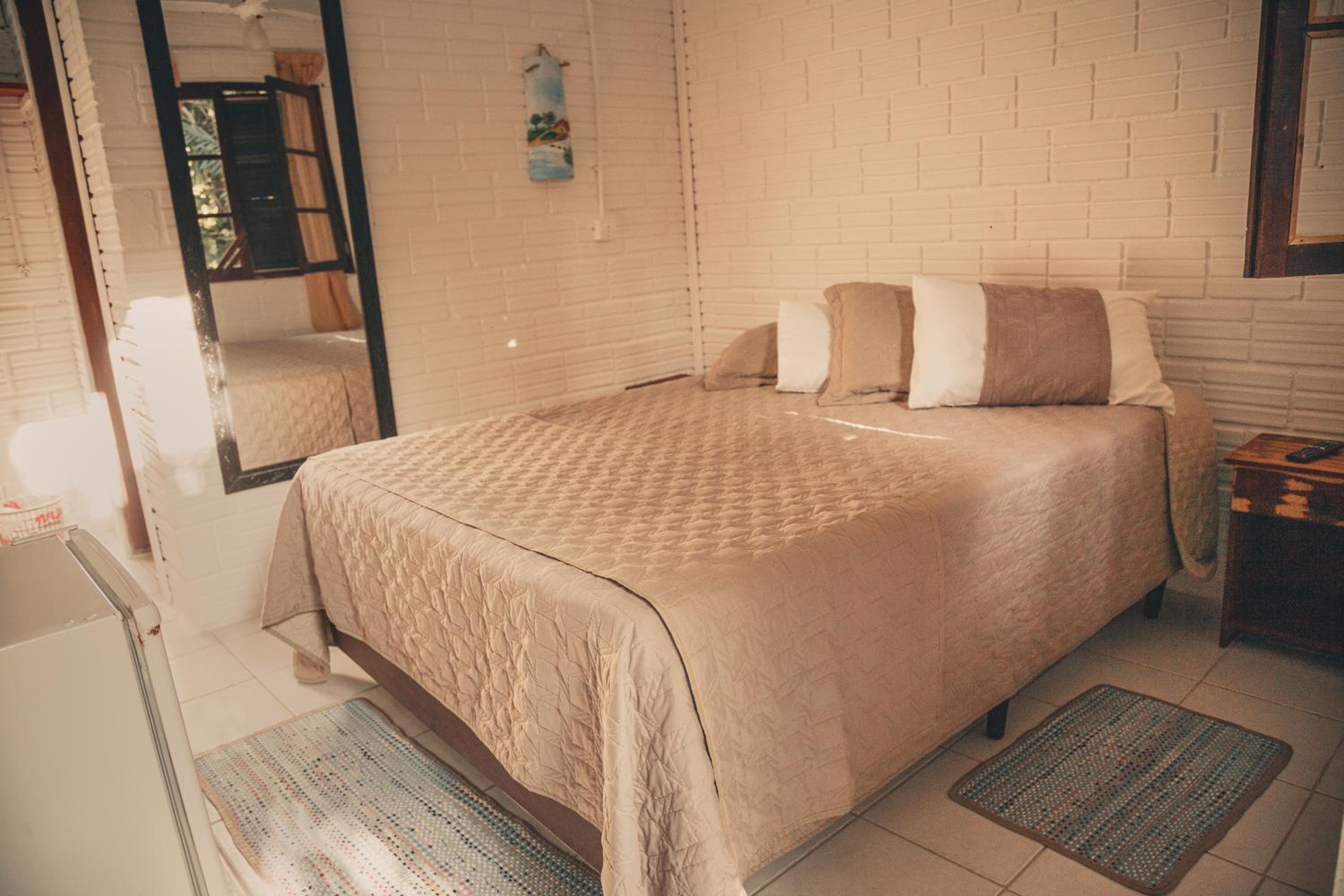 Standard Double Room with Fan - Photo 1