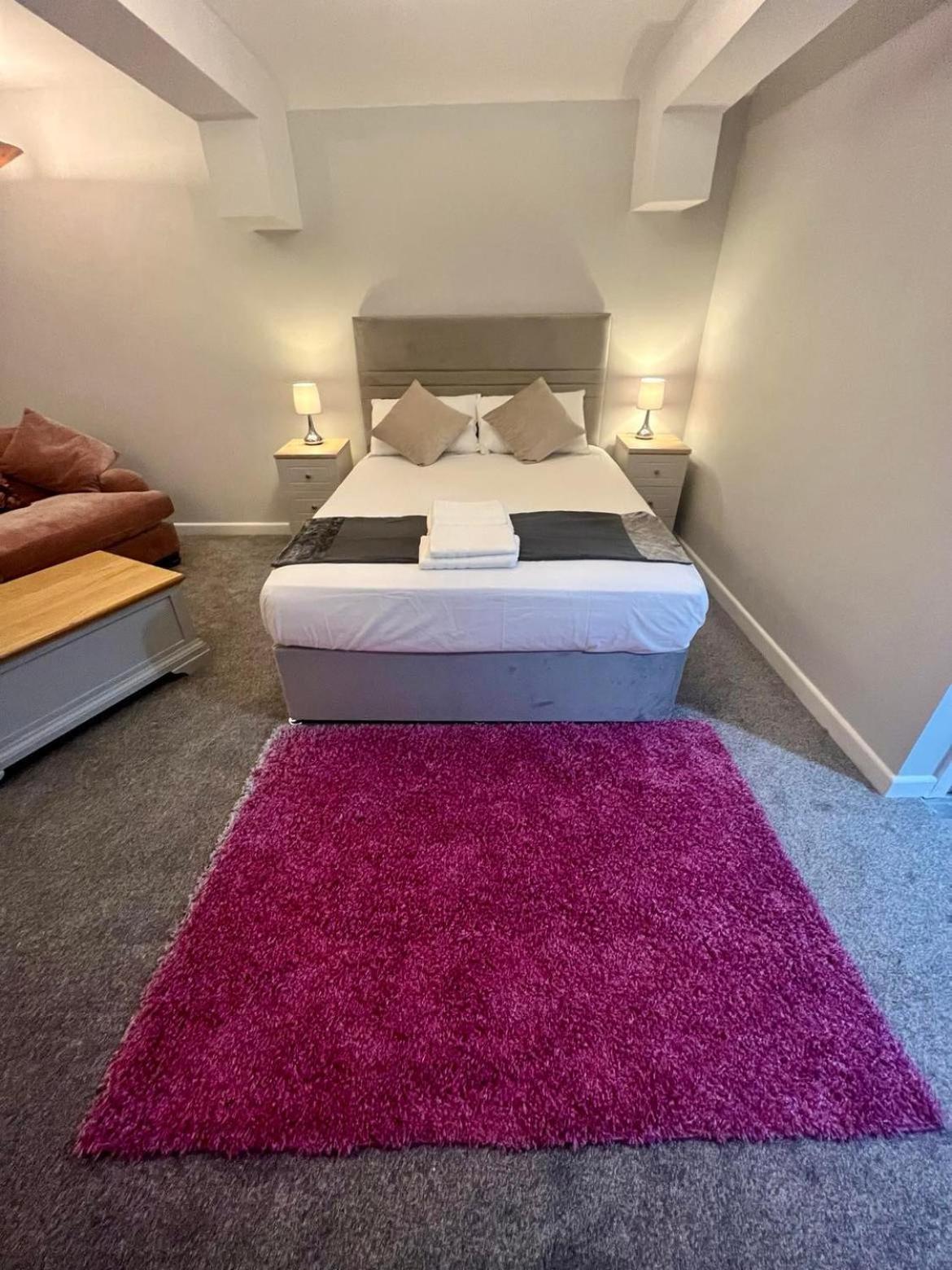 Deluxe King Room photo 3
