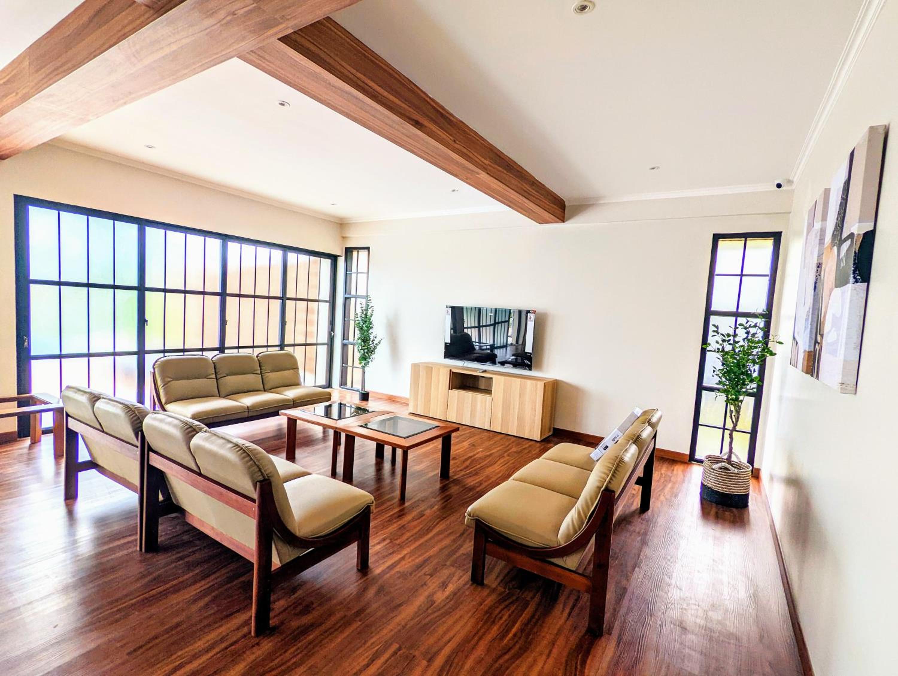 Villa with Garden View - Photo 1