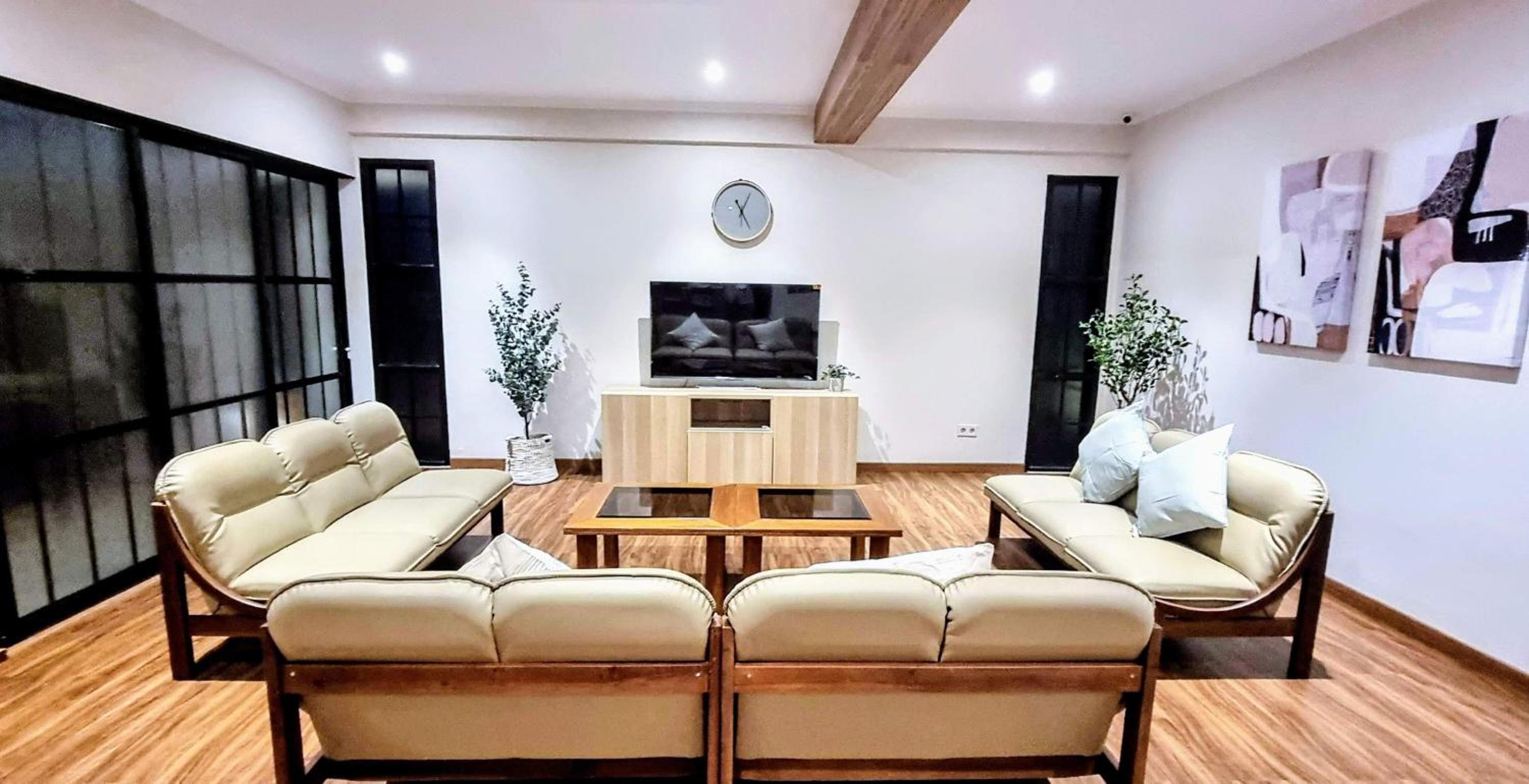 Villa with Garden View - Photo 19