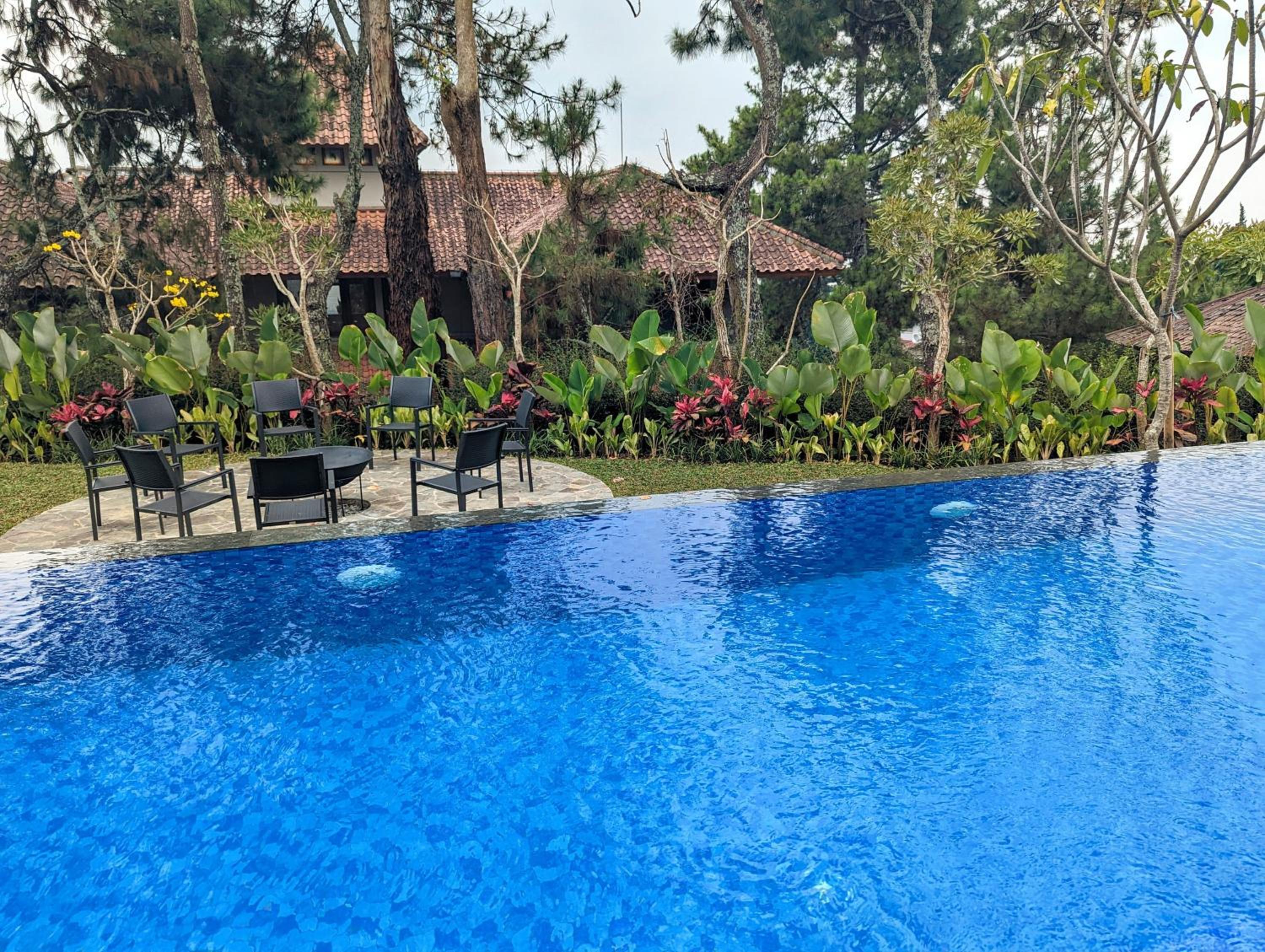 Villa with Garden View - Photo 13