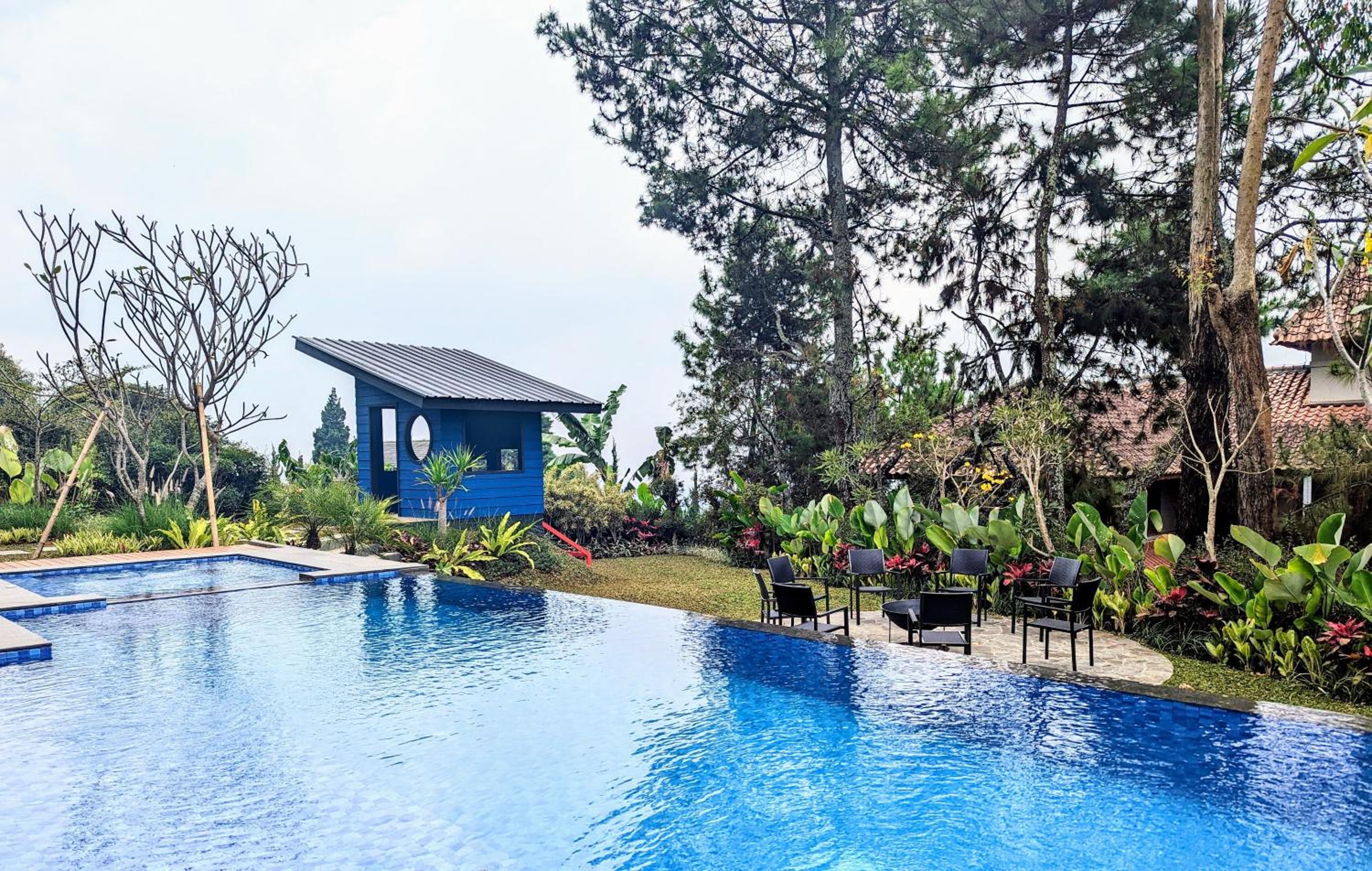 Villa with Garden View - Photo 11