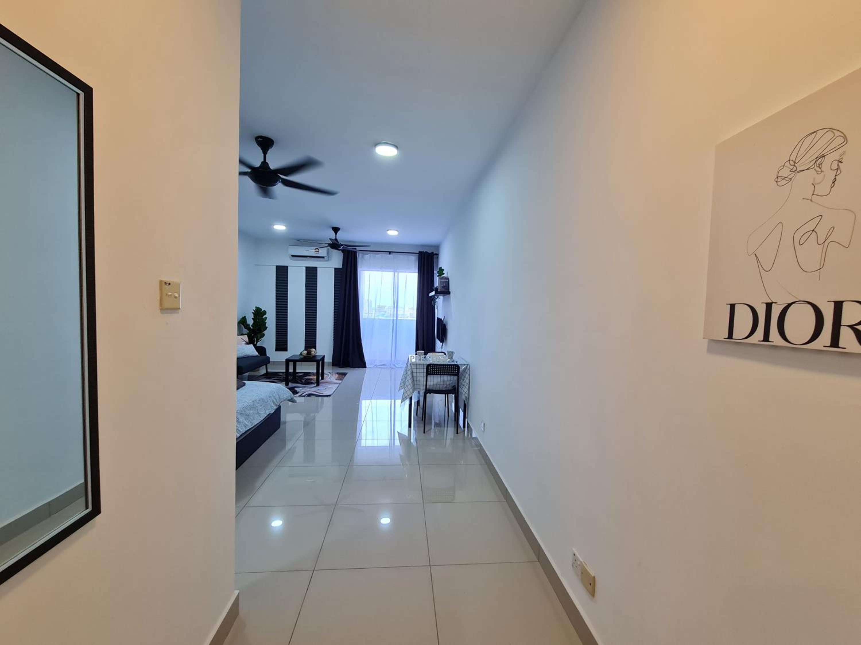 Studio Apartment - Photo 5