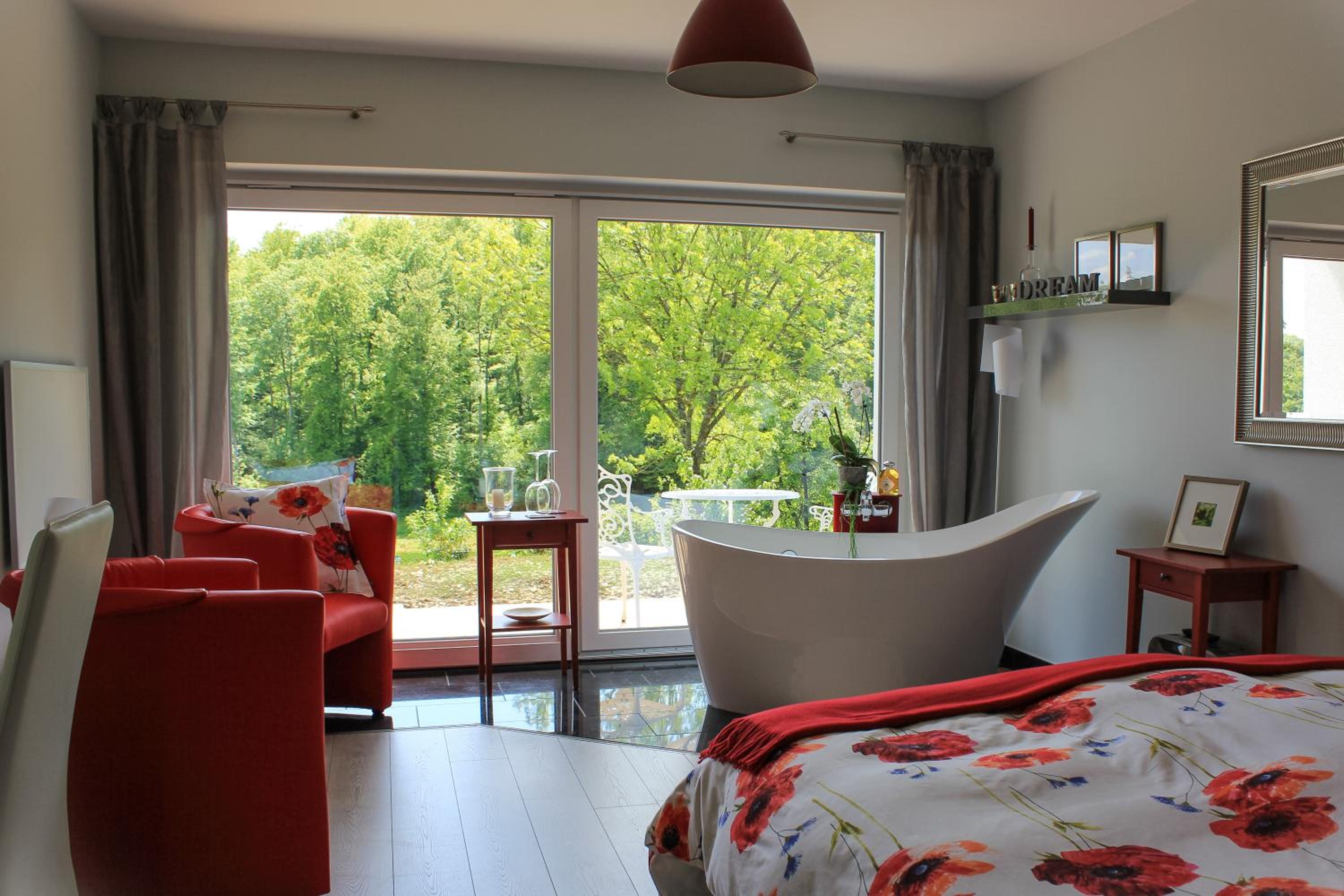 Deluxe Double Room with Bath photo 1