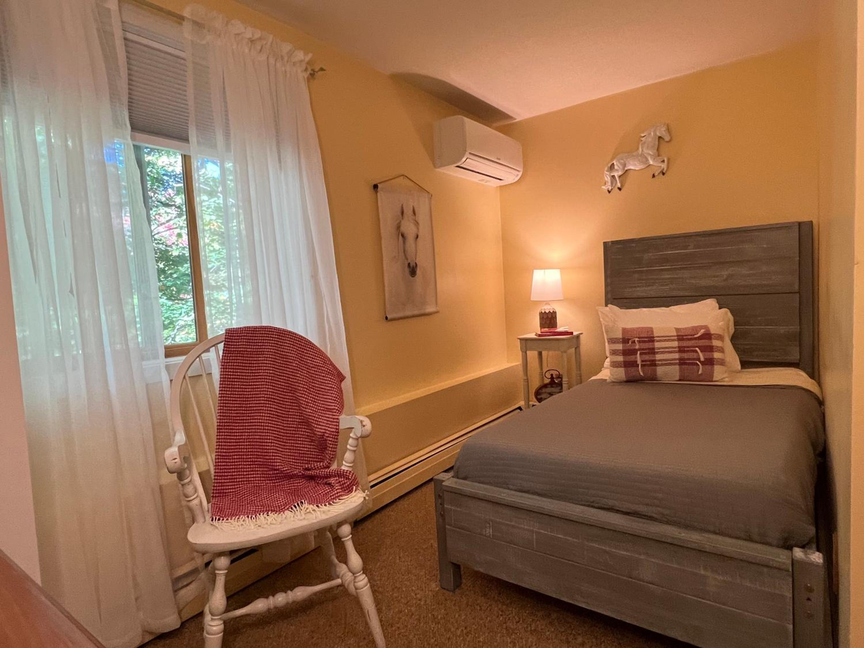 Budget Twin Room photo 1