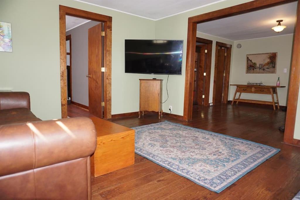 Two-Bedroom House photo 1