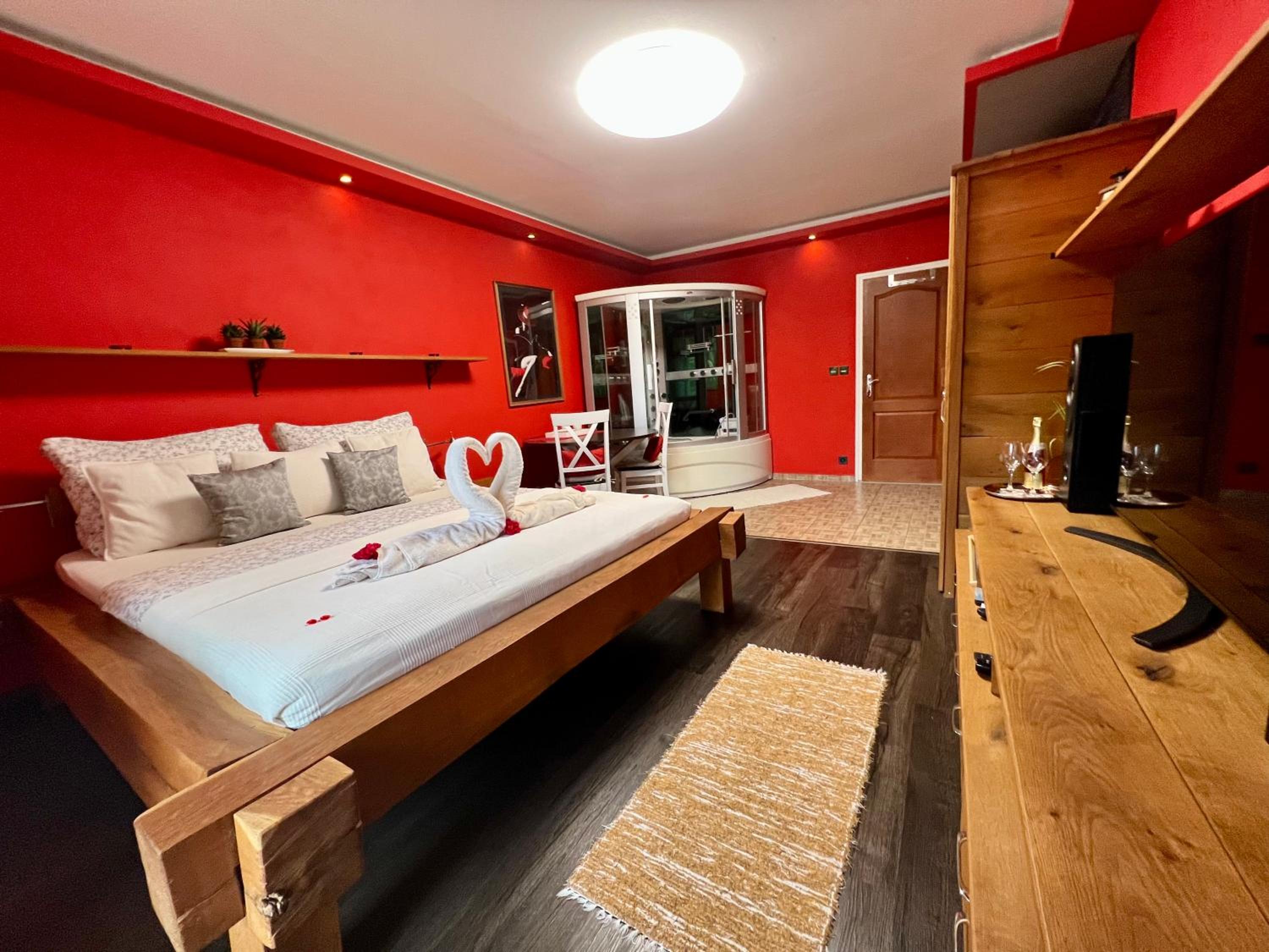 King Room with Spa Bath - Photo 1