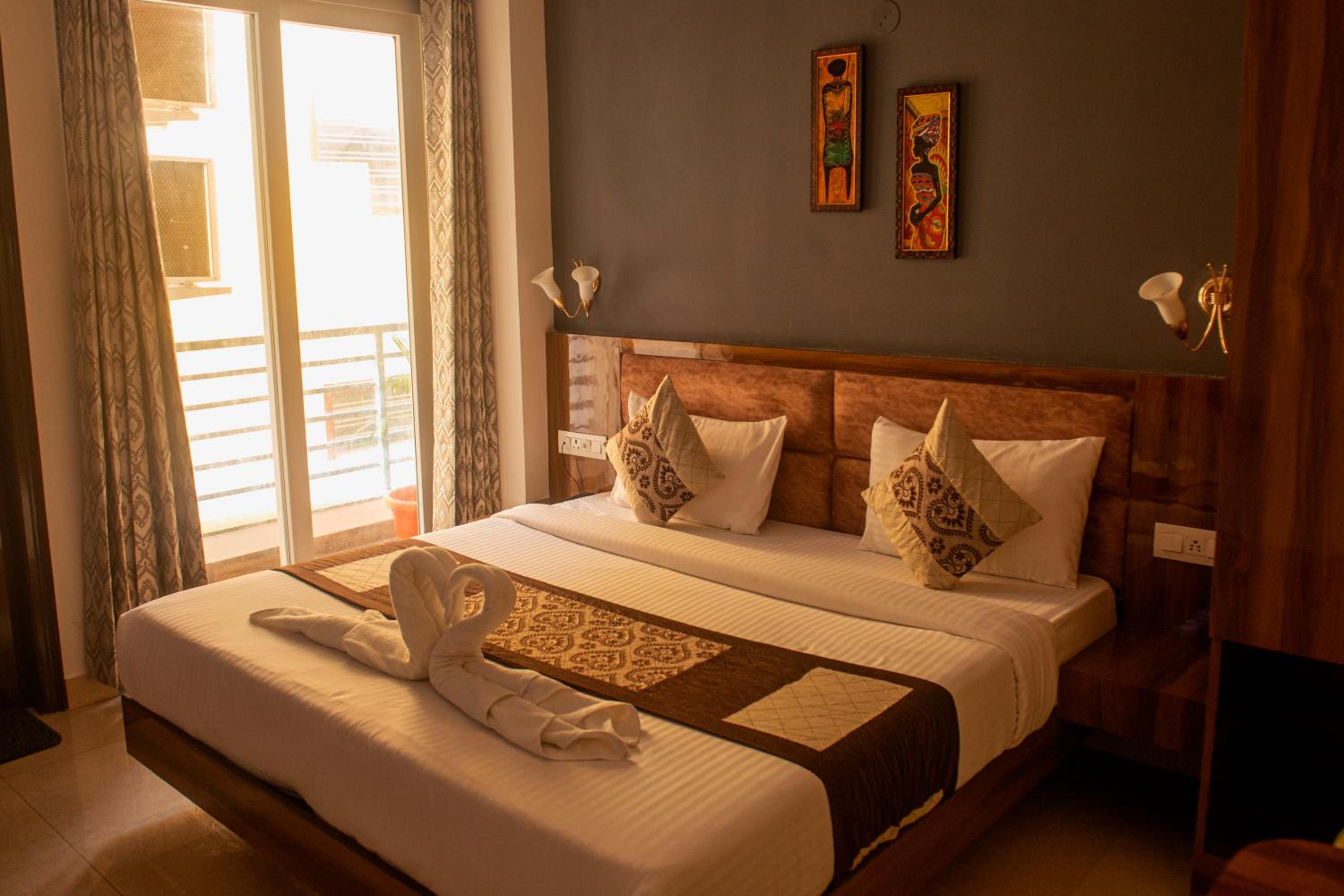 Deluxe Double Room With Balcony