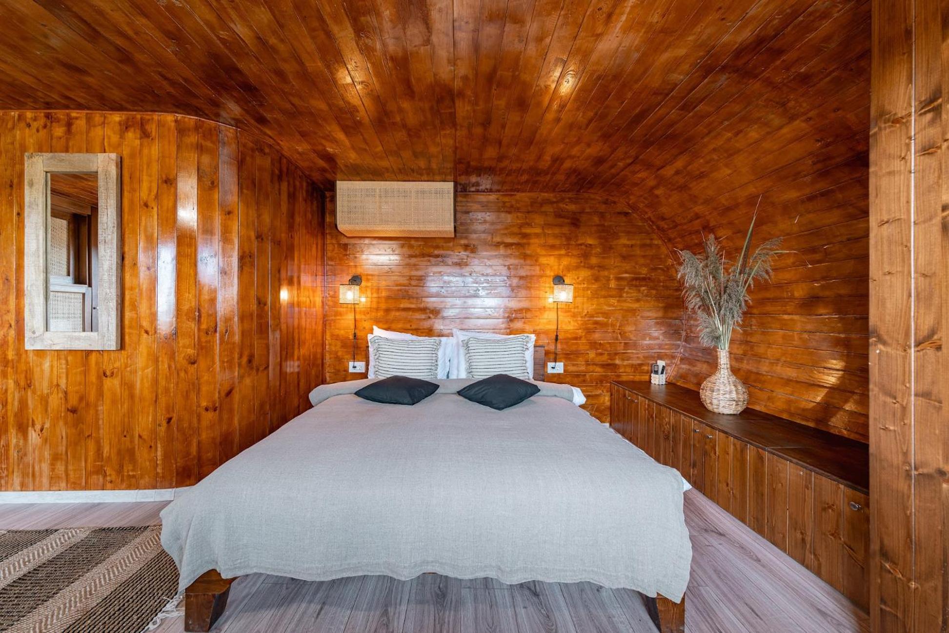 Argos Bungalow with private jacuzzi - Photo 3