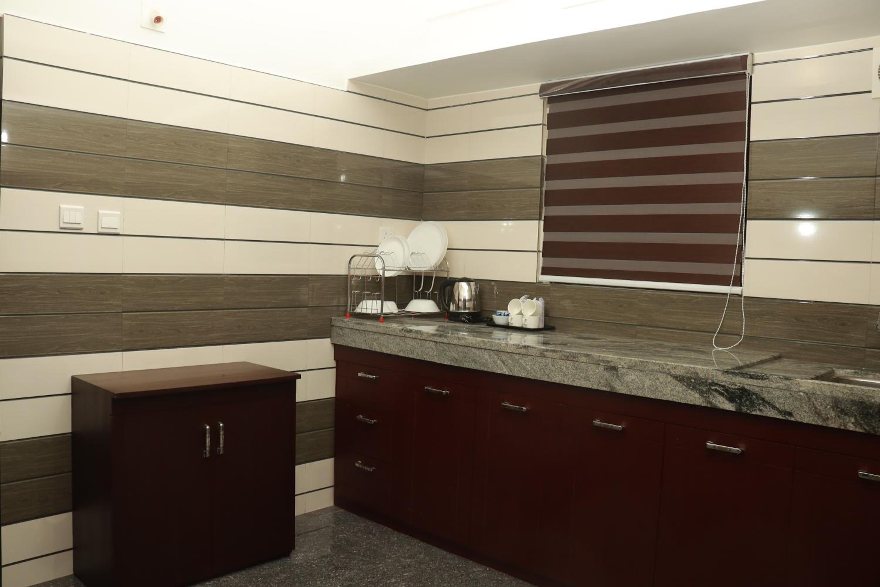 Two-Bedroom Suite - Photo 4