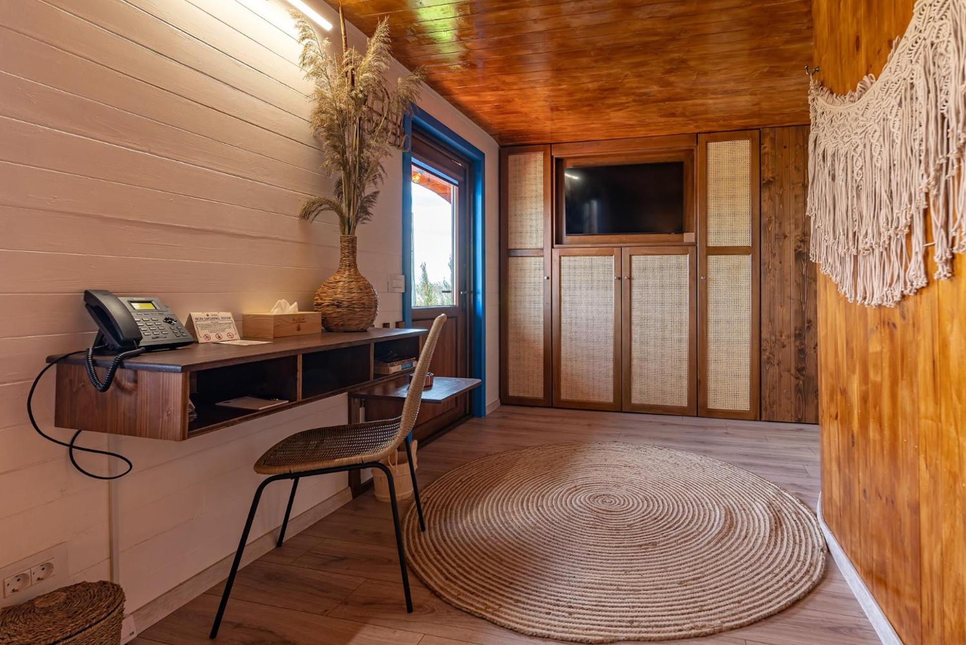 Argos Twin Bungalow with private jacuzzi - Photo 3