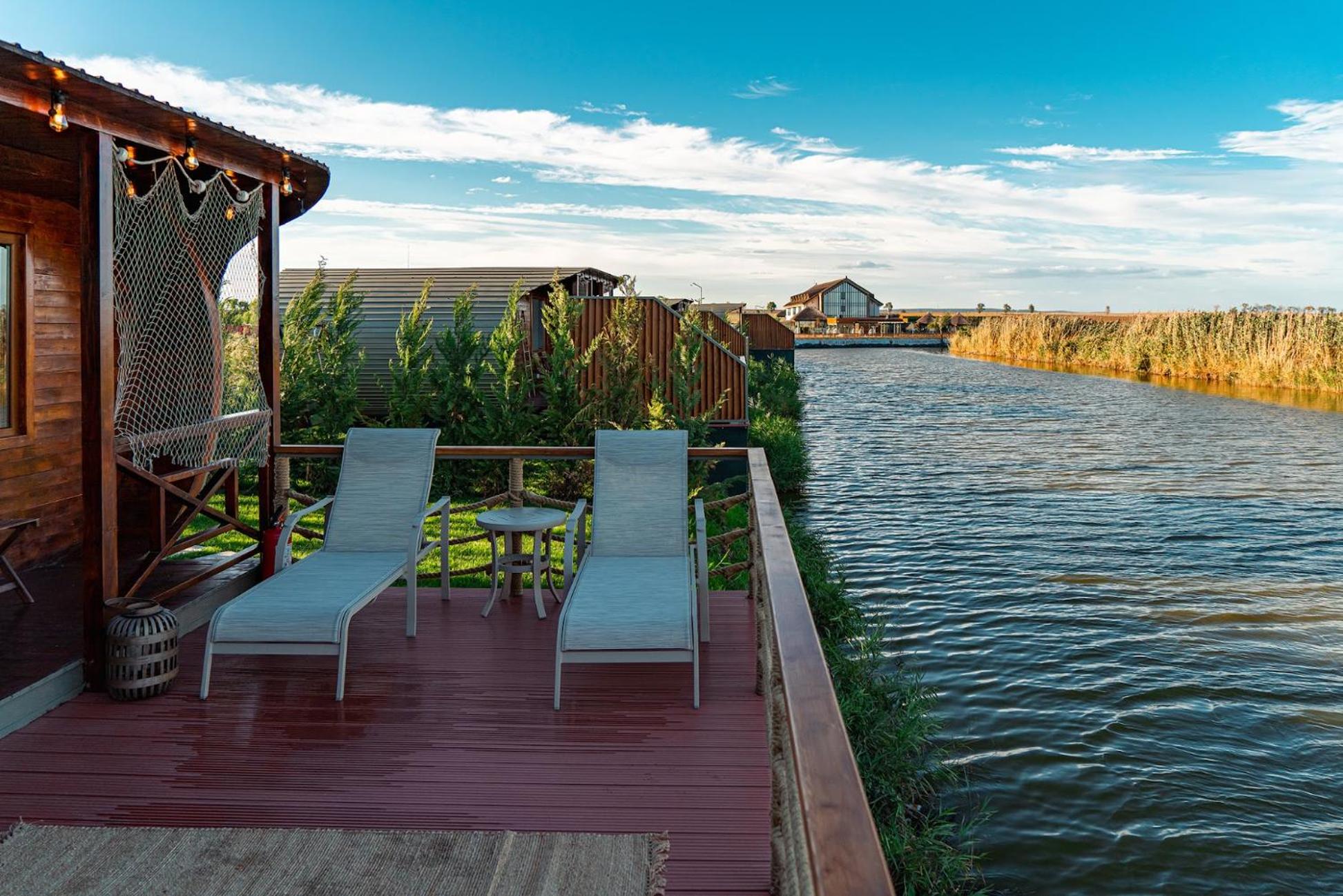 Argos Bungalow with private jacuzzi - Photo 13